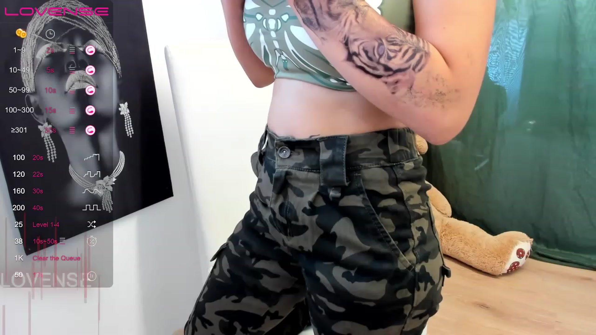 Gallery image thumbnail from boabab123's myfreecams stream on, 06/26/2023, 15:02 image 18 of 20
