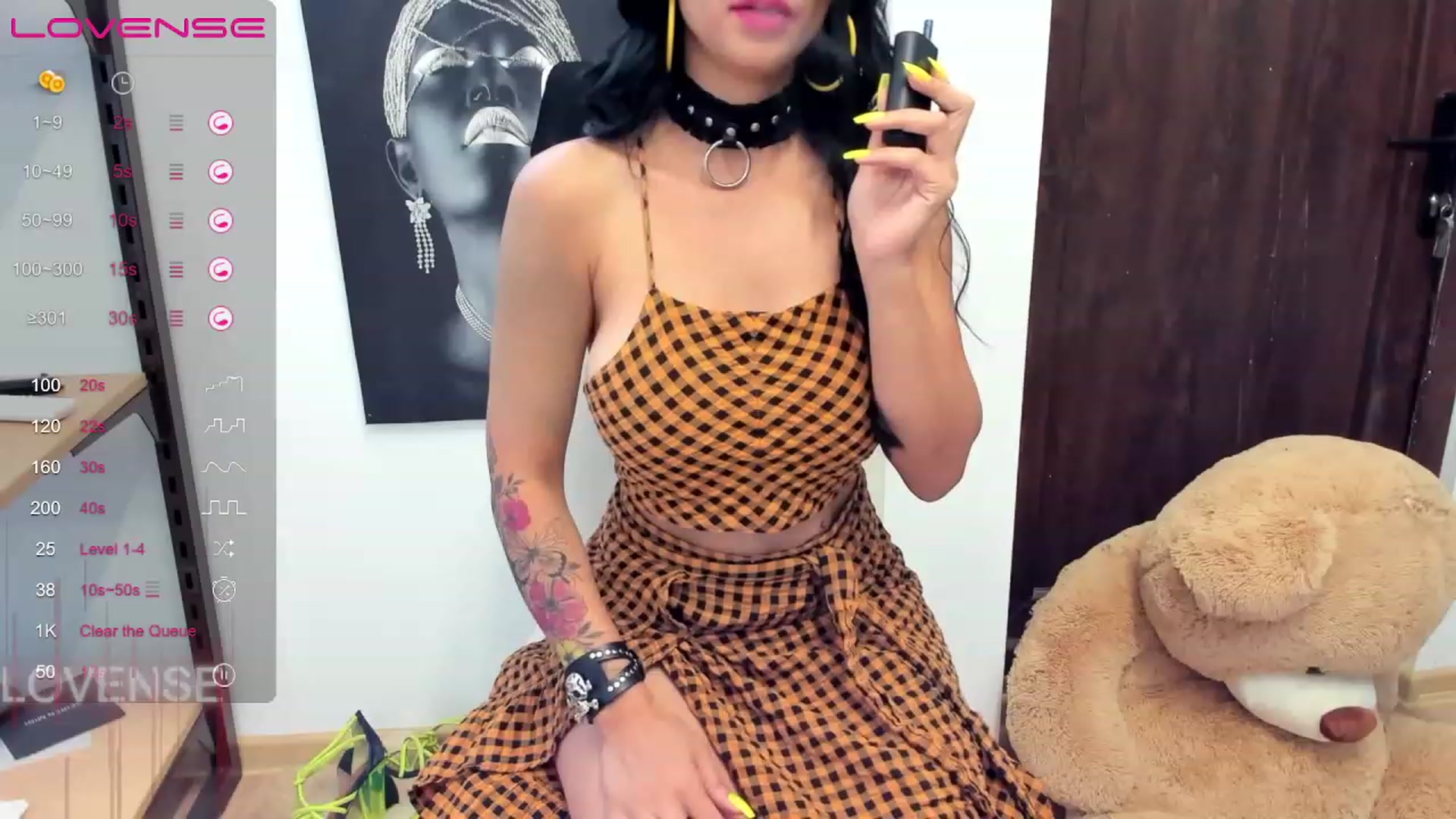 Gallery image thumbnail from boabab123's myfreecams stream on, 08/14/2023, 14:27 image 3 of 20