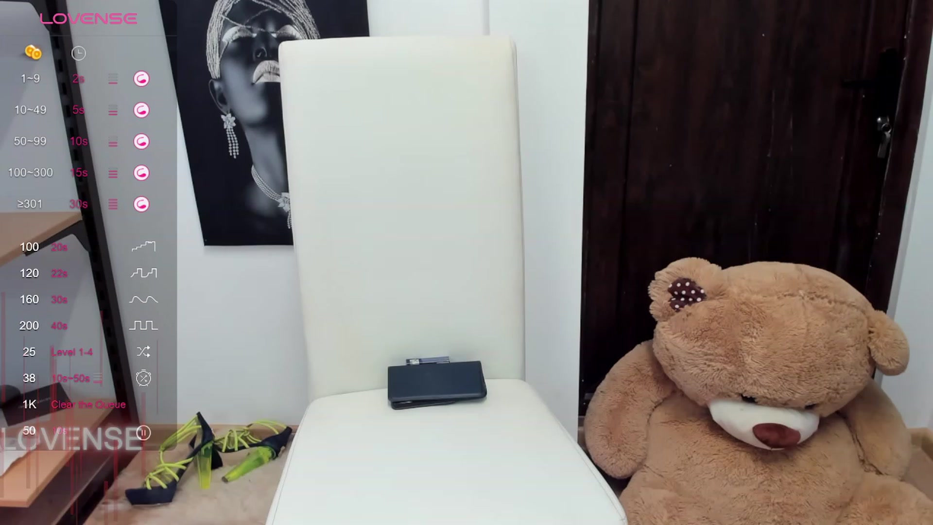 Gallery image thumbnail from boabab123's myfreecams stream on, 08/30/2023, 16:54 image 10 of 20