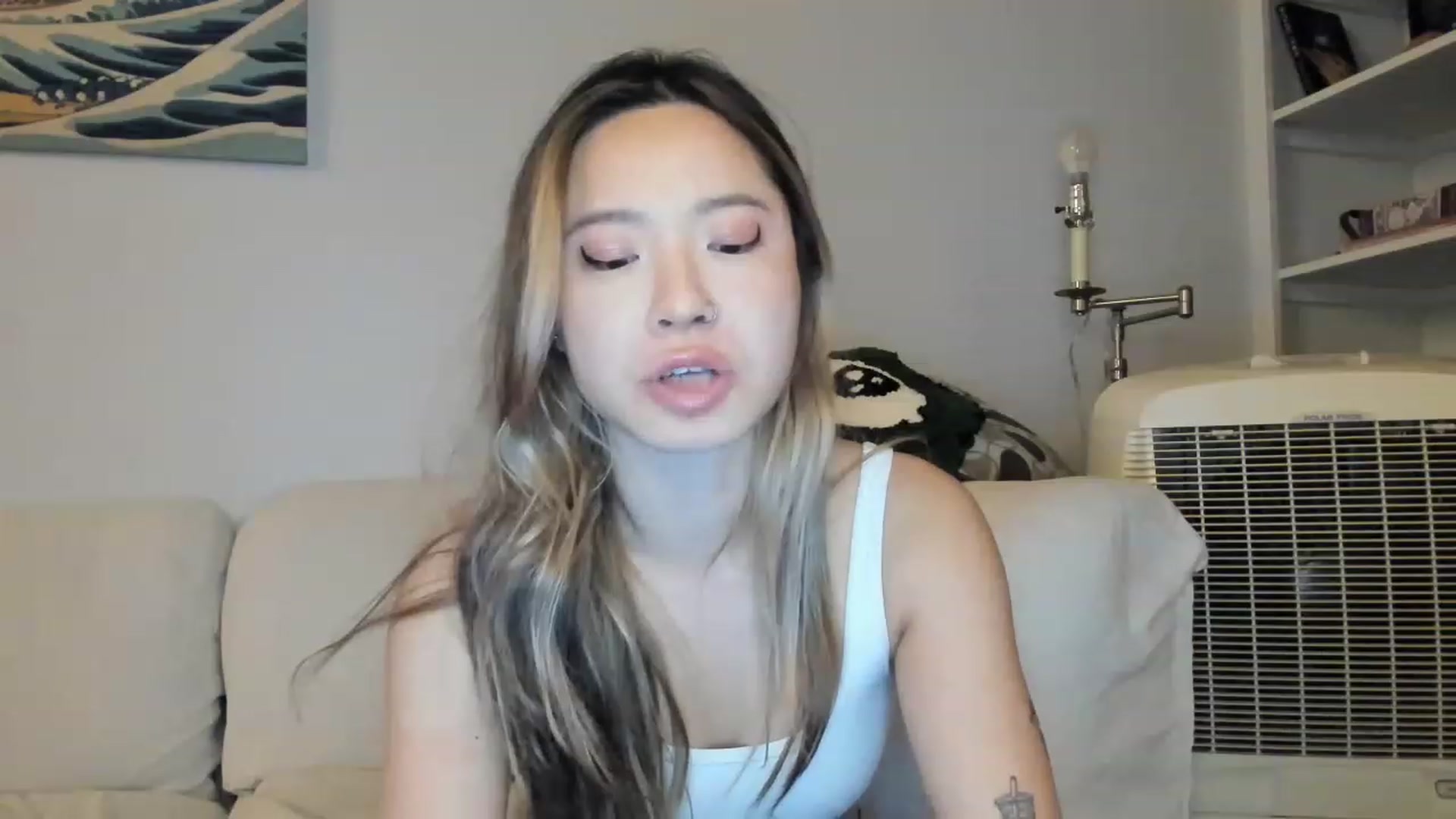 Gallery image thumbnail from bobaprincess's myfreecams stream on, 11/14/2022, 11:20 image 12 of 20