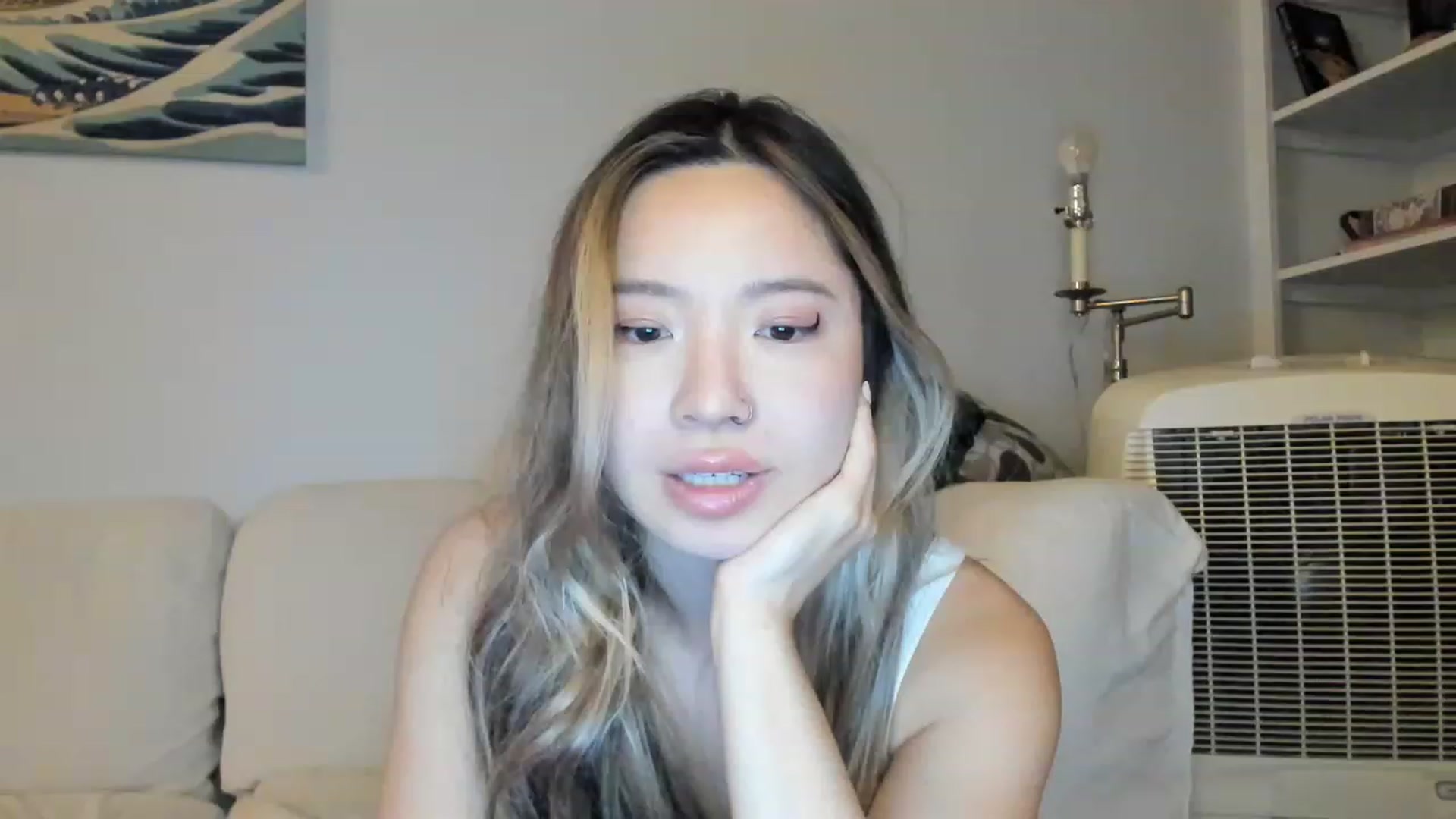 Gallery image thumbnail from bobaprincess's myfreecams stream on, 11/14/2022, 11:20 image 15 of 20