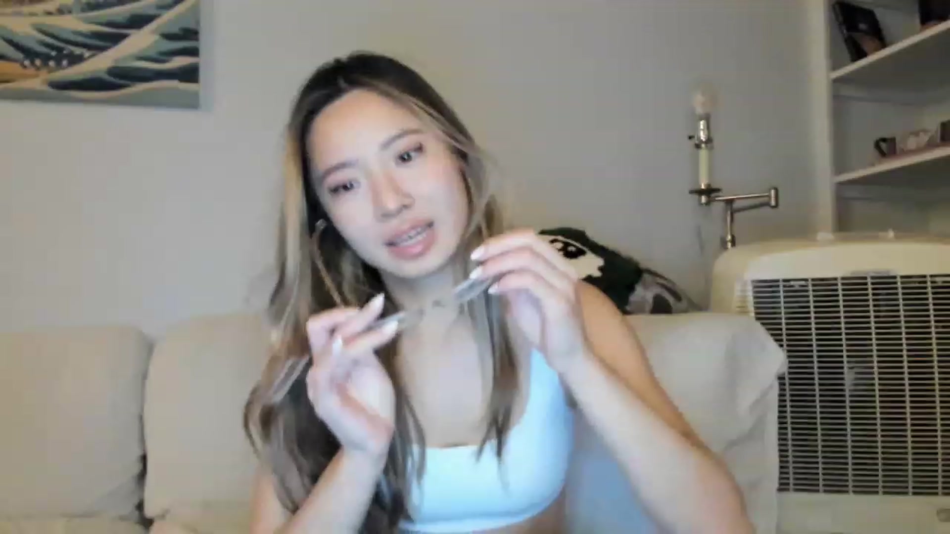 Gallery image thumbnail from bobaprincess's myfreecams stream on, 11/14/2022, 11:20 image 18 of 20