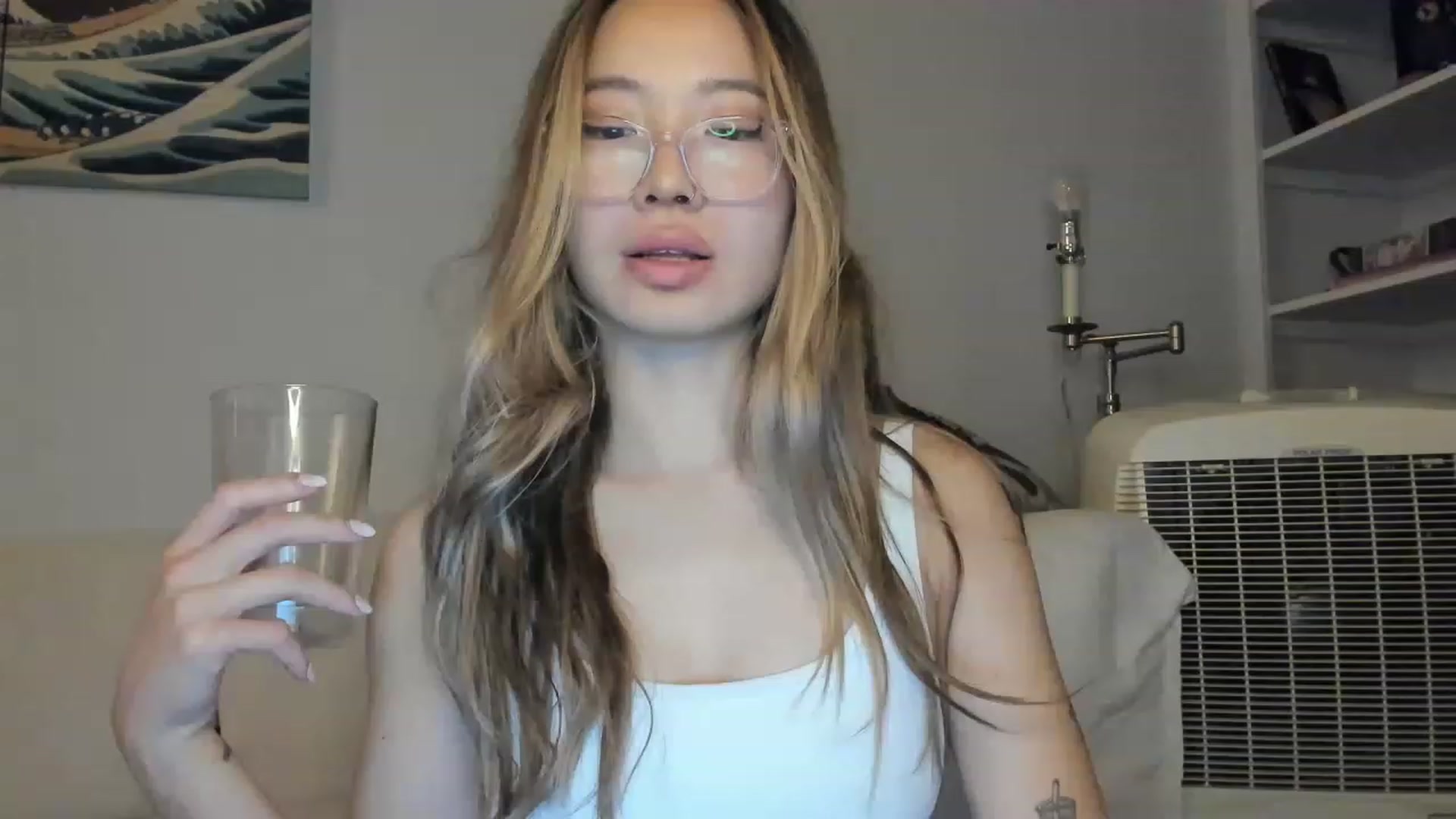 Gallery image thumbnail from bobaprincess's myfreecams stream on, 11/14/2022, 11:20 image 11 of 20