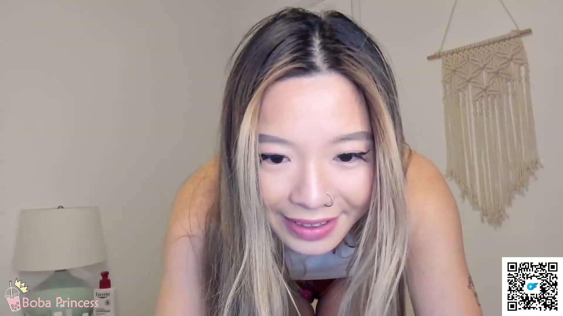Gallery image thumbnail from bobaprincess's myfreecams stream on, 11/16/2022, 08:29 image 5 of 20