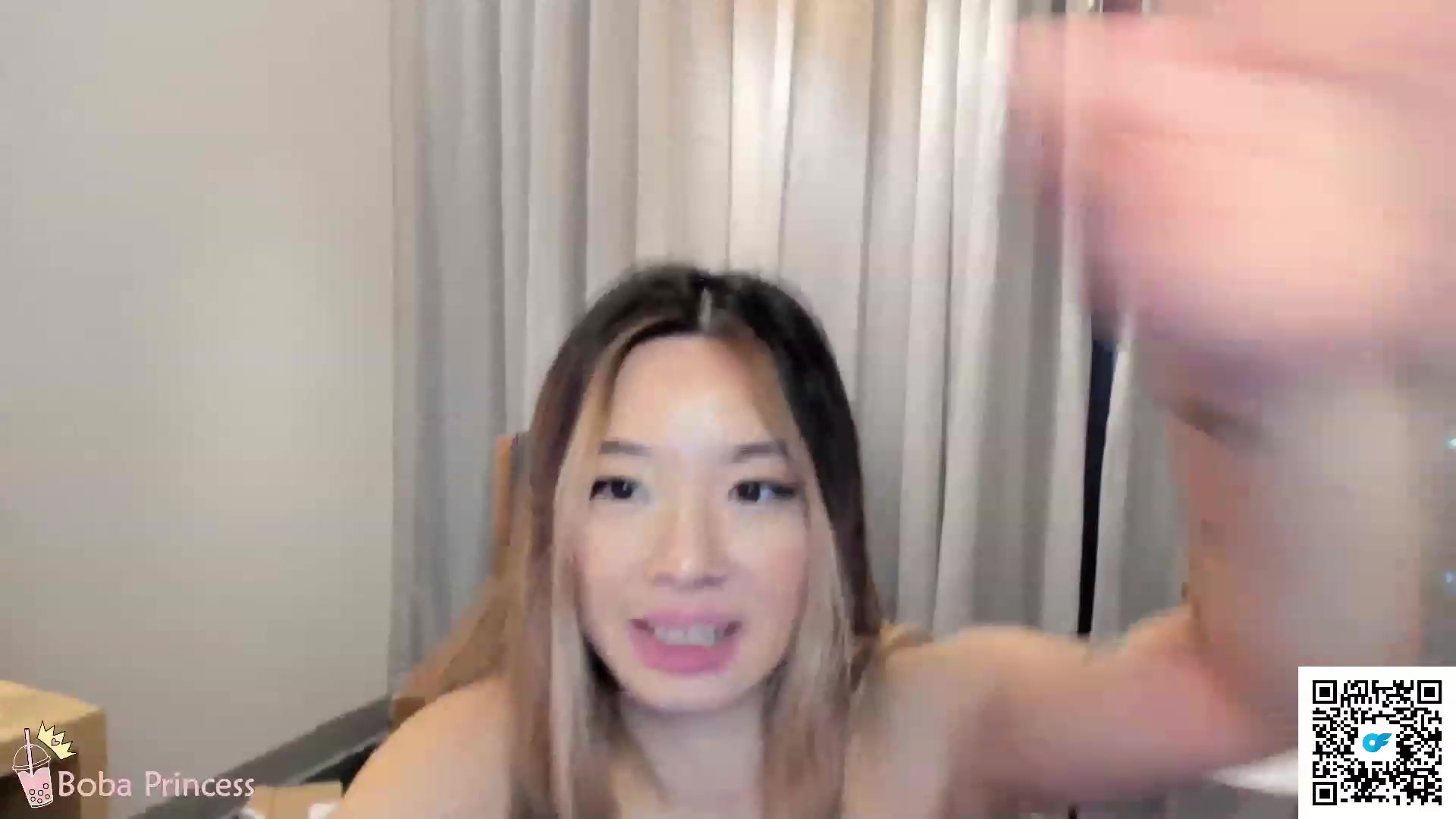 Gallery image thumbnail from bobaprincess's myfreecams stream on, 11/25/2022, 08:17 image 13 of 20