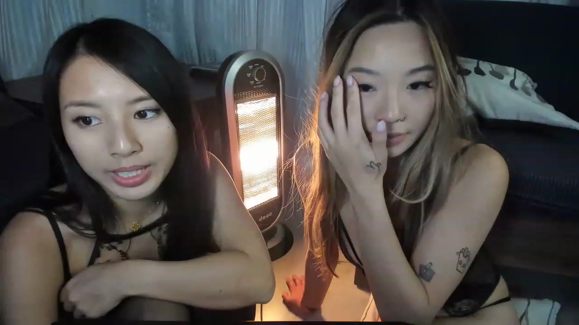 Gallery image thumbnail from bobaprincess's myfreecams stream on, 12/04/2022, 11:21 image 5 of 20