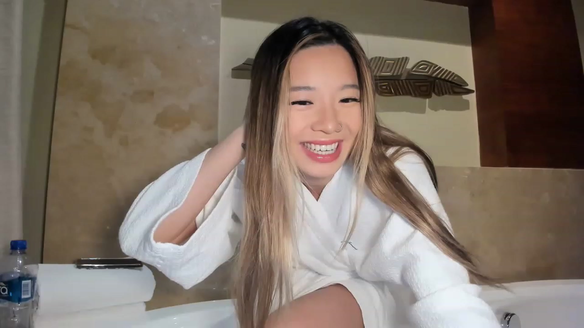 Gallery image thumbnail from bobaprincess's myfreecams stream on, 12/08/2022, 04:58 image 11 of 20