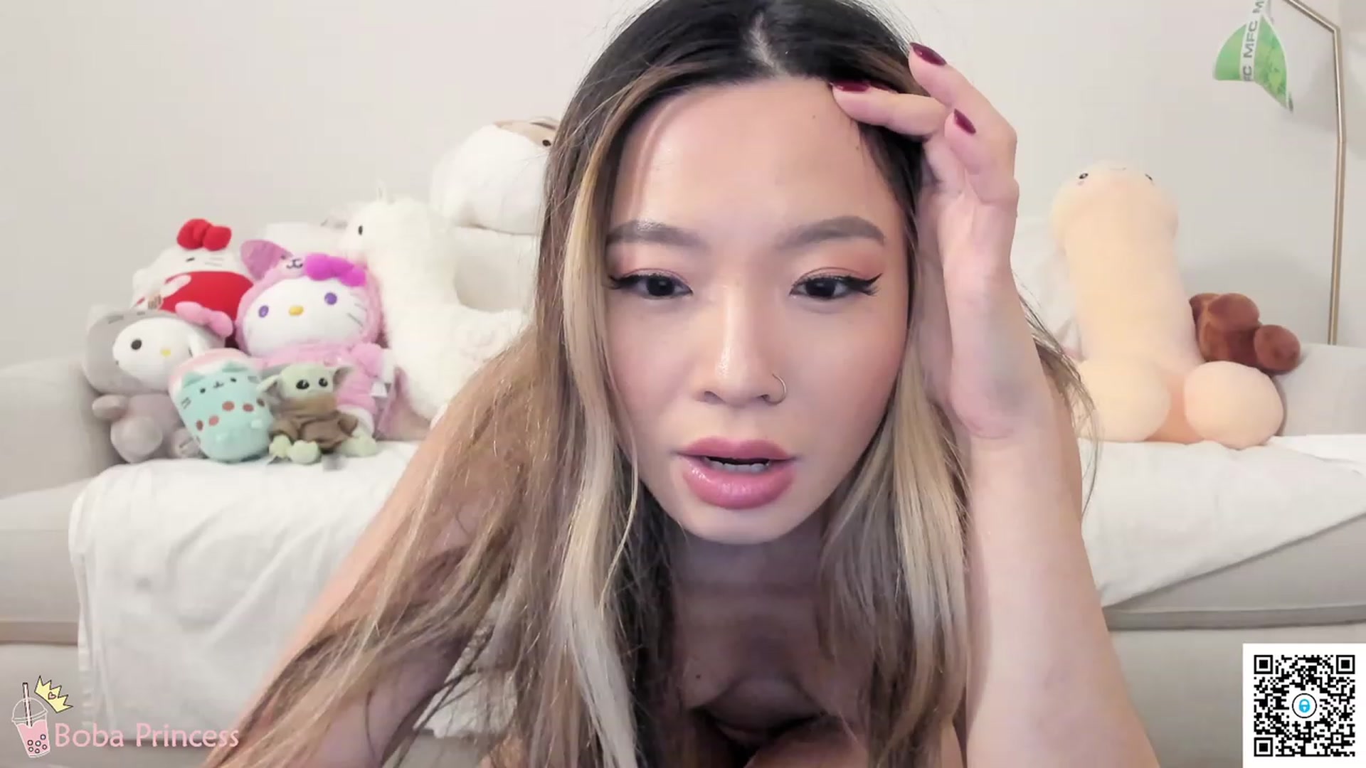 Gallery image thumbnail from bobaprincess's myfreecams stream on, 12/22/2022, 09:19 image 16 of 20