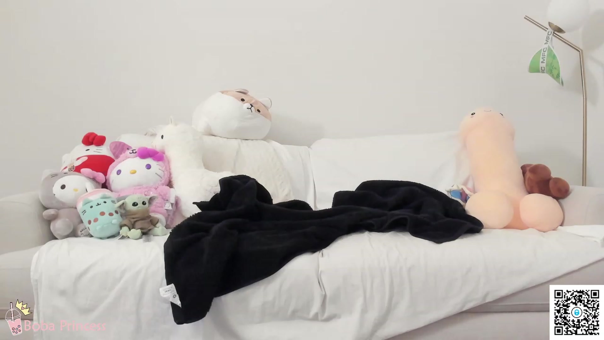 Gallery image thumbnail from bobaprincess's myfreecams stream on, 12/22/2022, 09:19 image 17 of 20