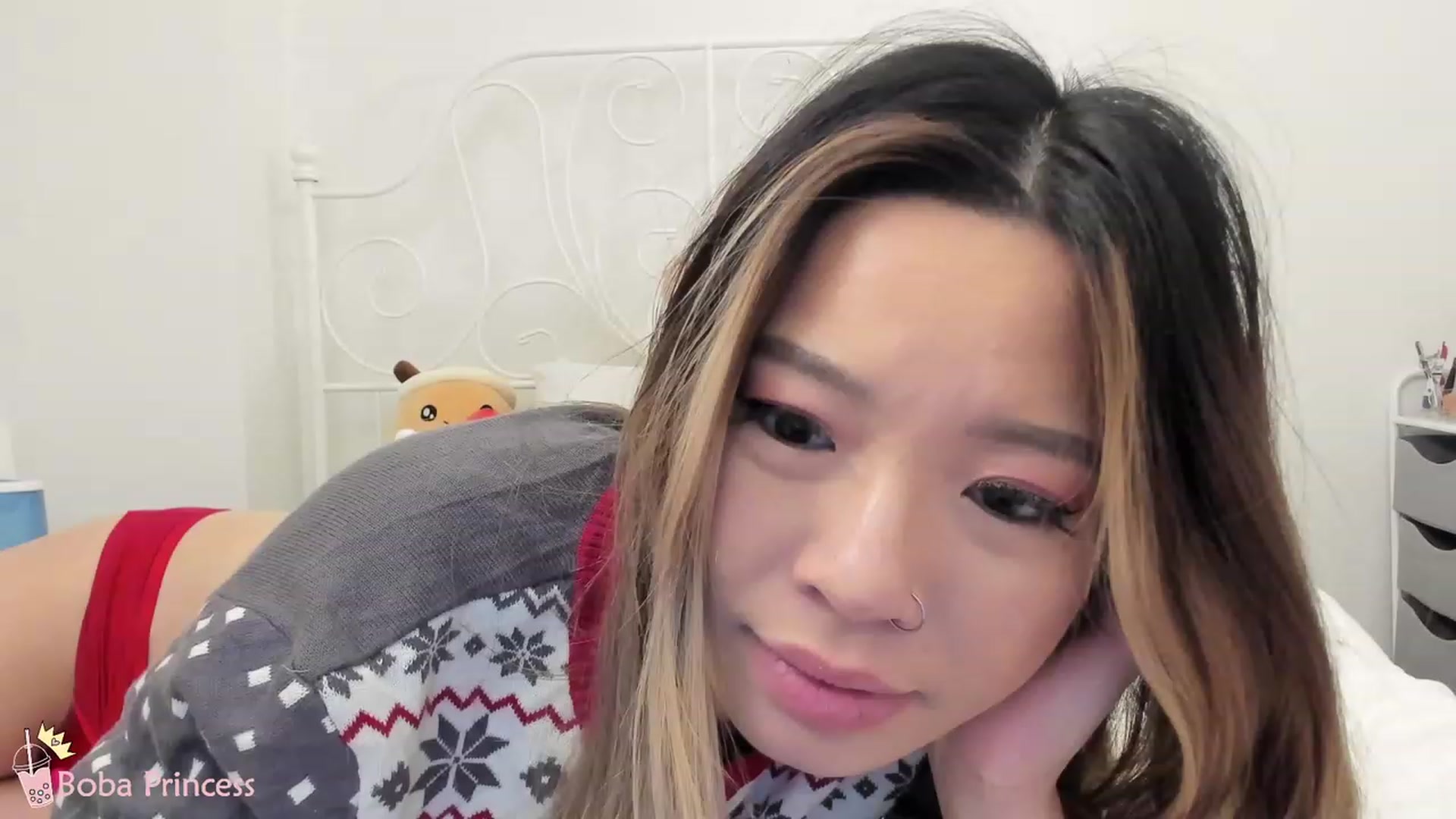 Gallery image thumbnail from bobaprincess's myfreecams stream on, 12/23/2022, 10:06 image 19 of 20