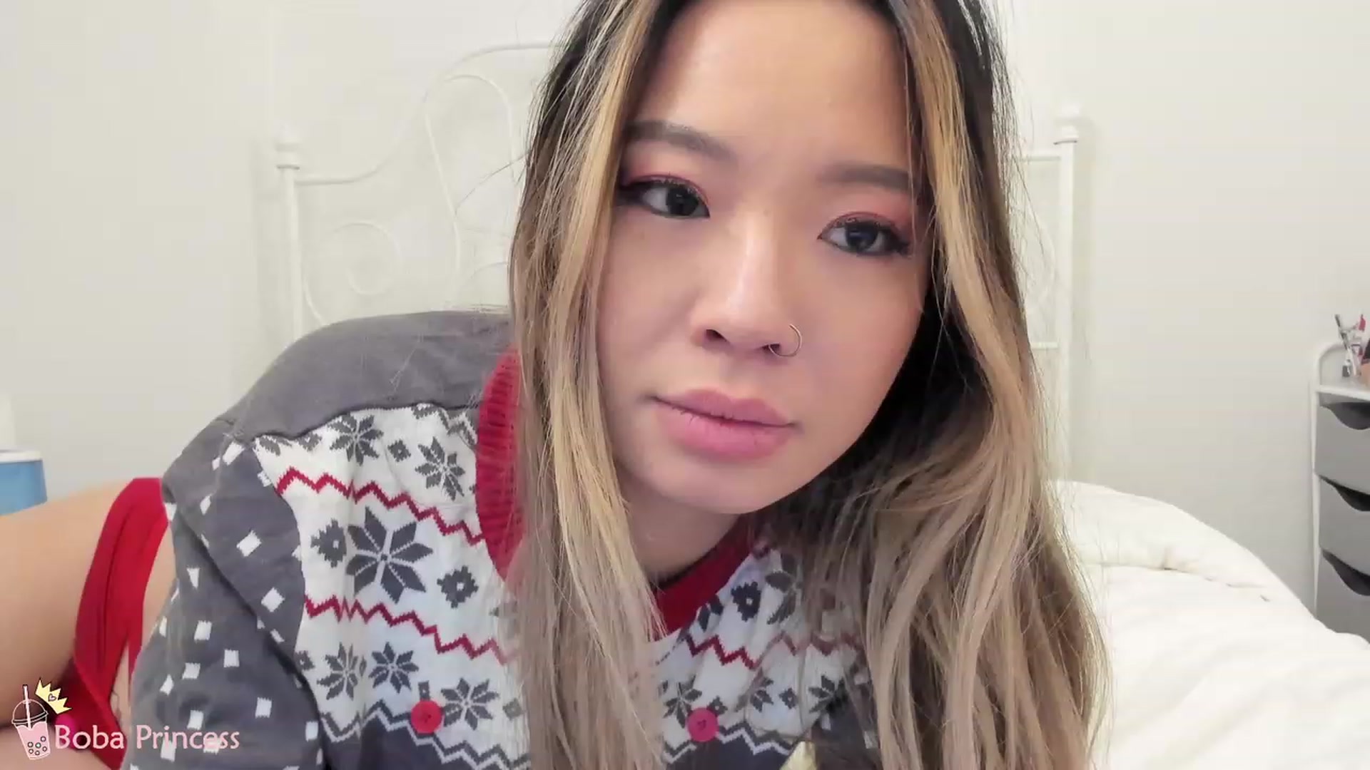 Gallery image thumbnail from bobaprincess's myfreecams stream on, 12/23/2022, 10:06 image 17 of 20