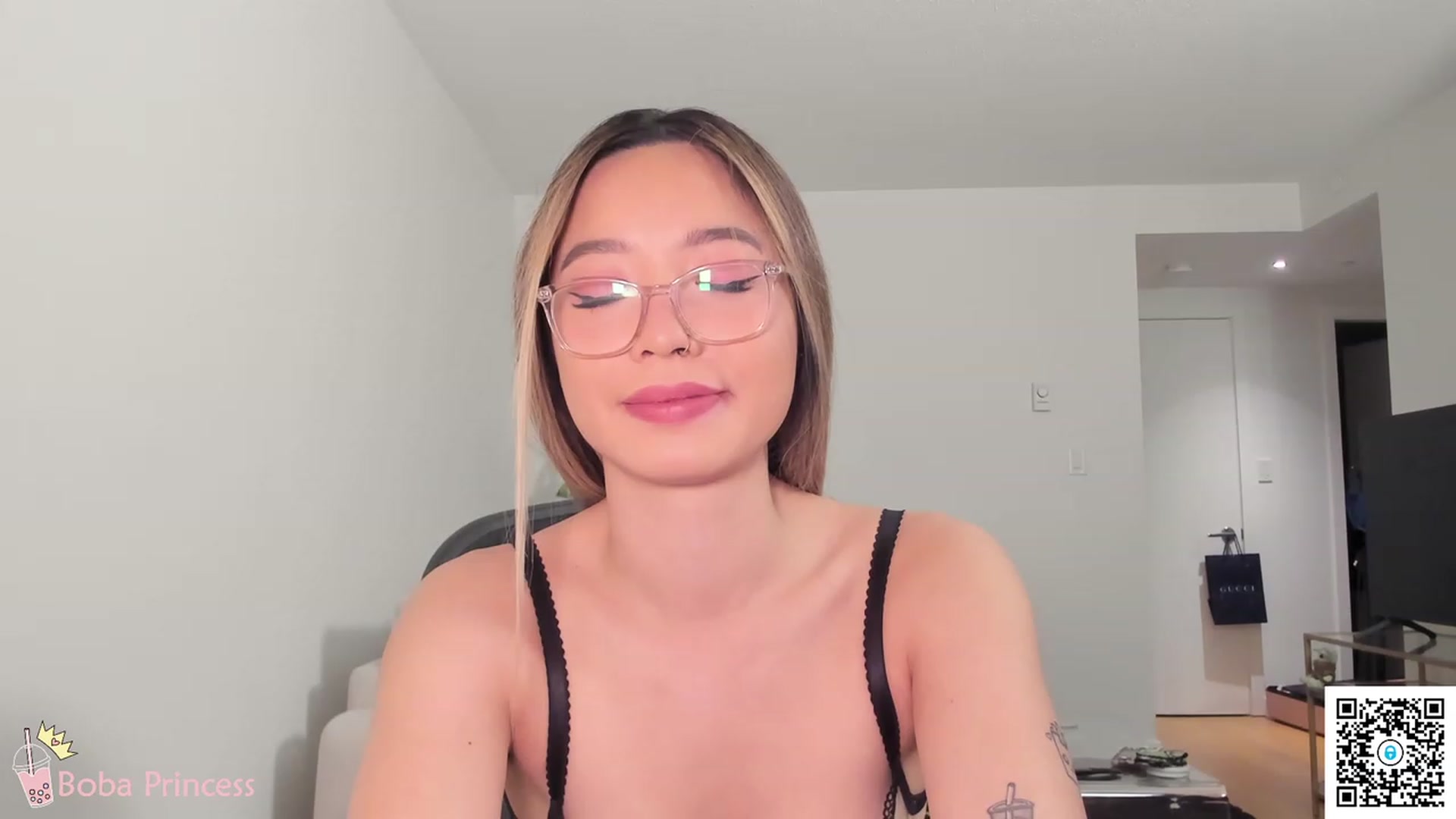 Gallery image thumbnail from bobaprincess's myfreecams stream on, 02/08/2023, 07:19 image 4 of 20