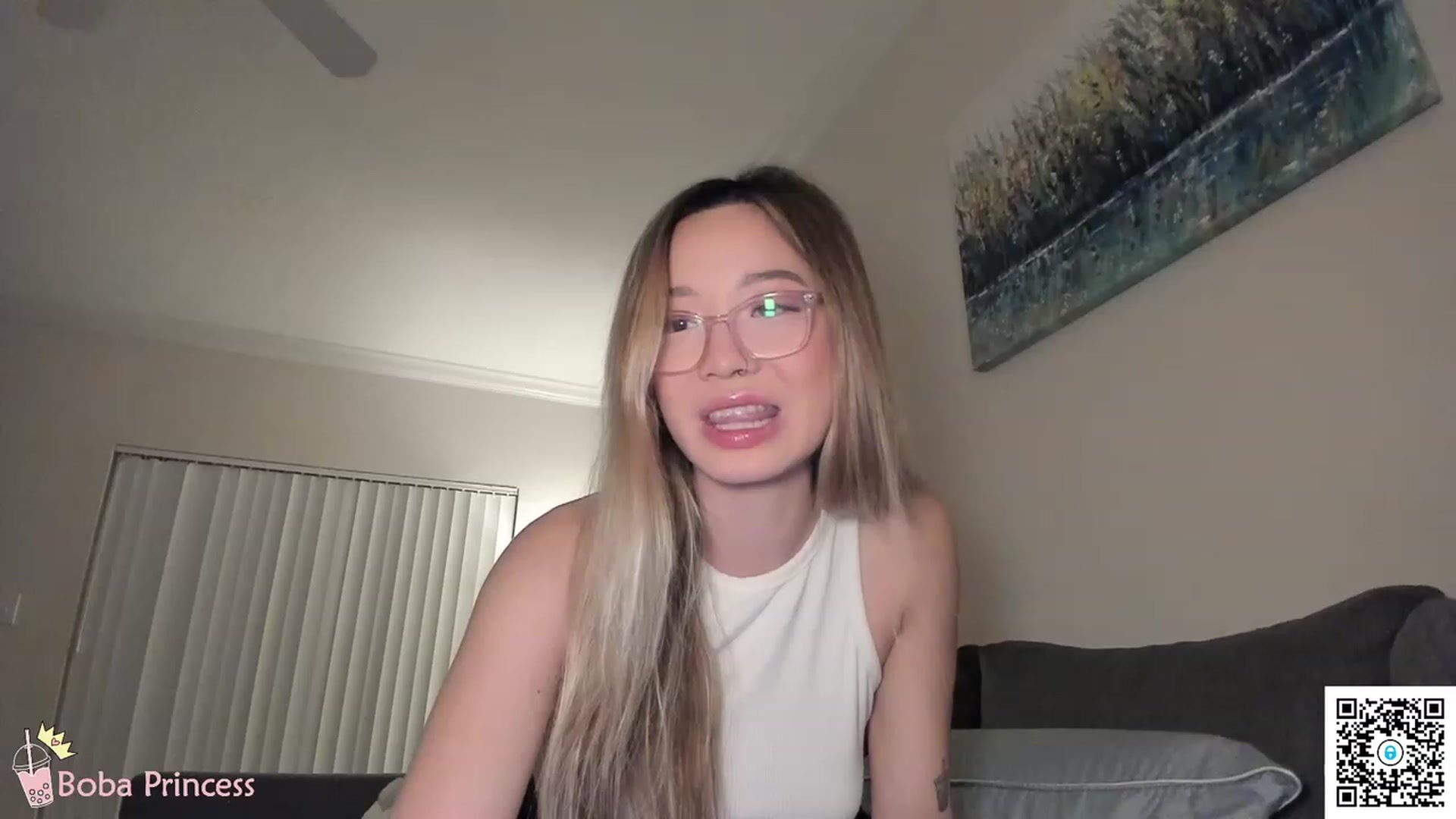 Gallery image thumbnail from bobaprincess's myfreecams stream on, 02/17/2023, 06:47 image 4 of 20