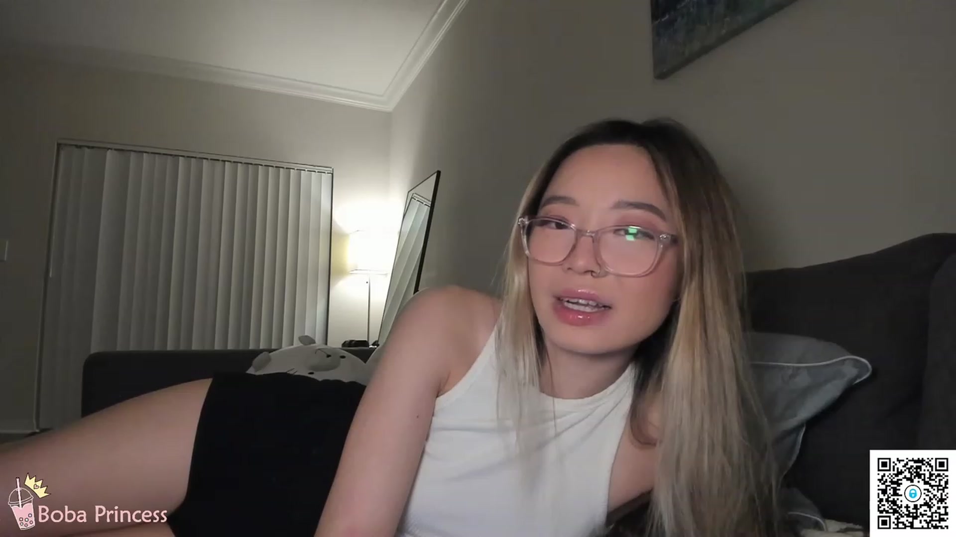 Gallery image thumbnail from bobaprincess's myfreecams stream on, 02/17/2023, 06:47 image 7 of 20