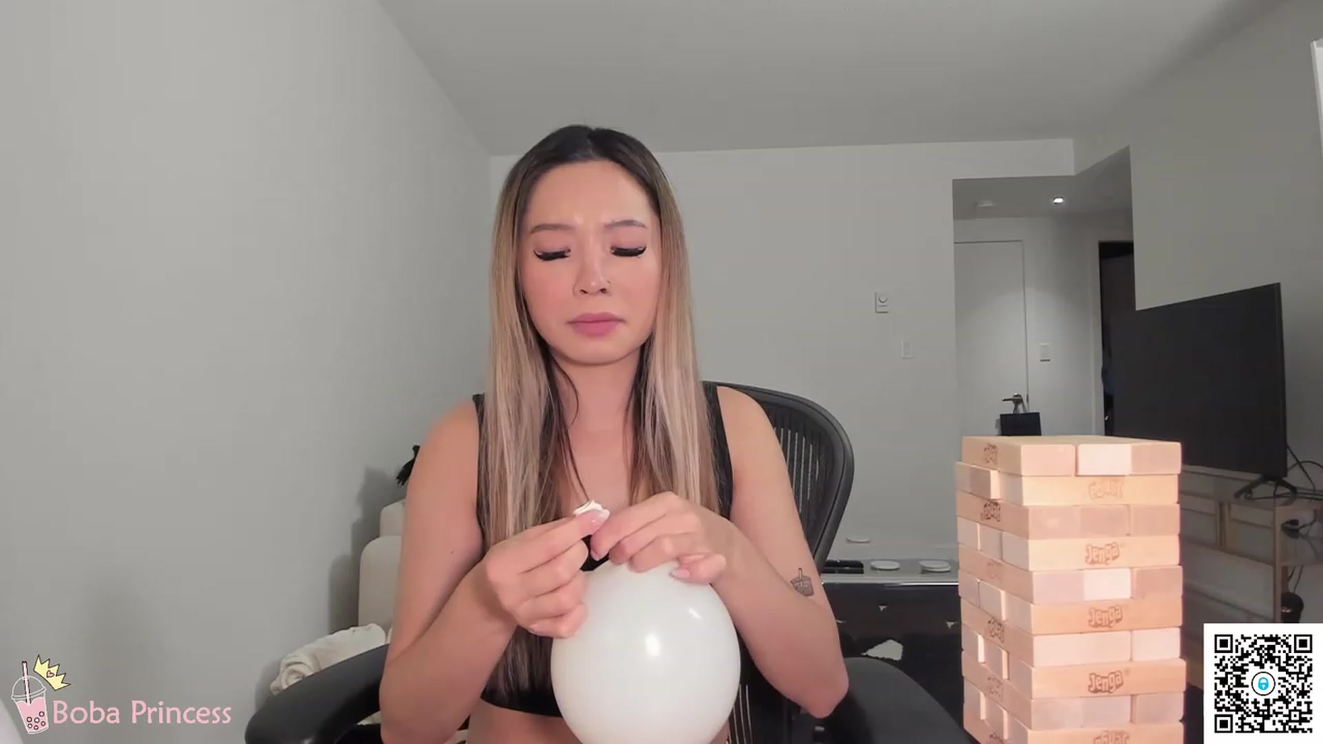 Gallery image thumbnail from bobaprincess's myfreecams stream on, 04/14/2023, 04:56 image 9 of 20
