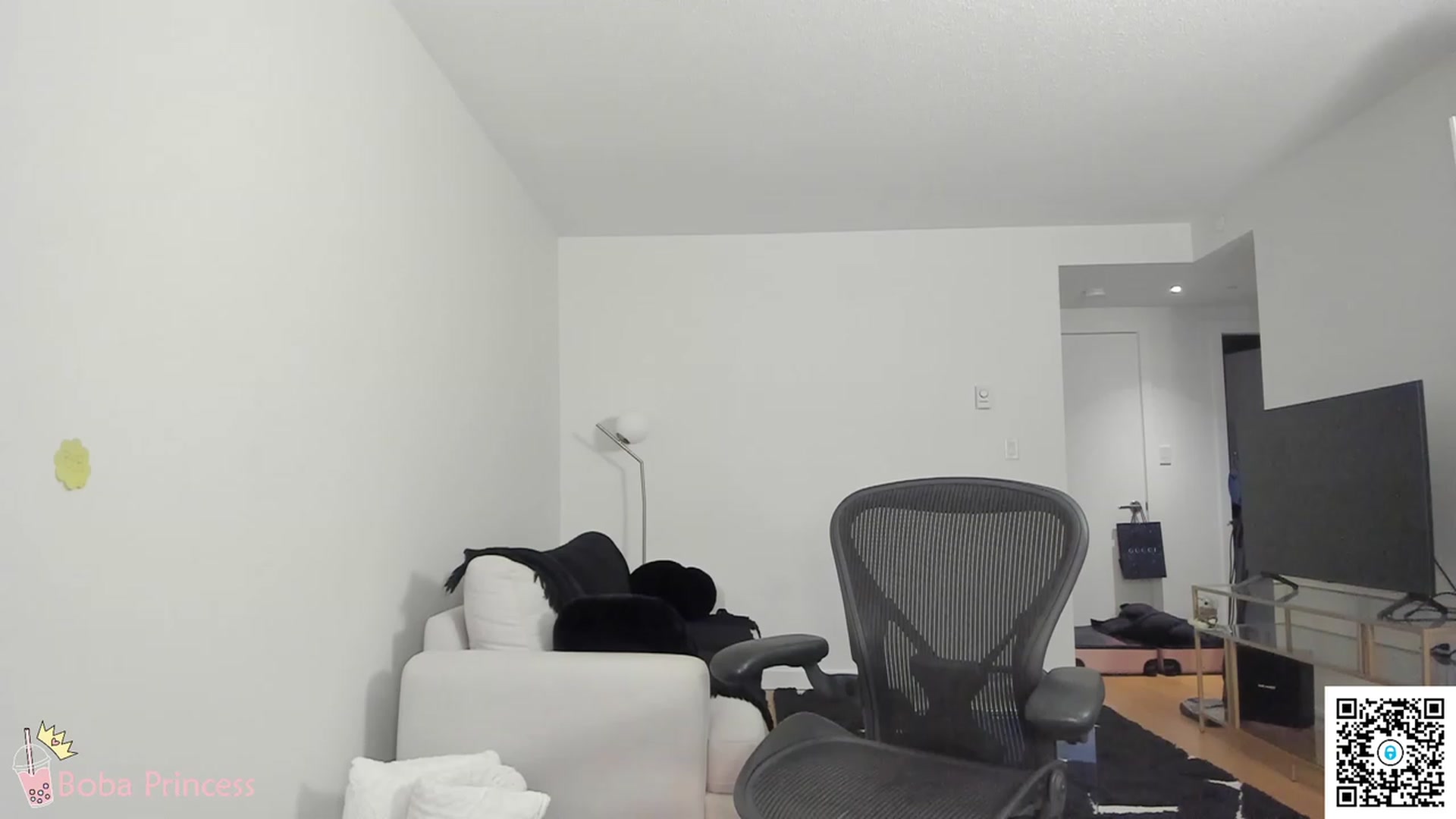 Gallery image thumbnail from bobaprincess's myfreecams stream on, 04/16/2023, 02:18 image 20 of 20