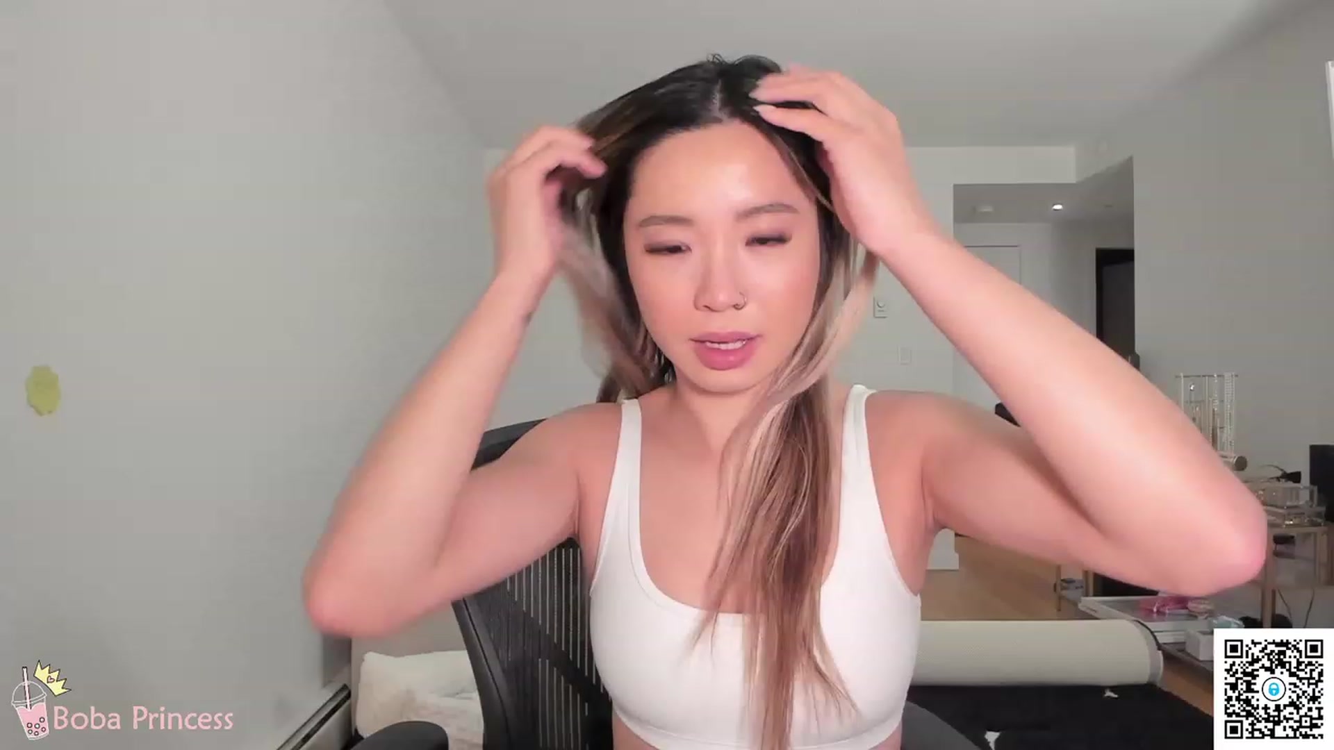Gallery image thumbnail from bobaprincess's myfreecams stream on, 04/20/2023, 04:39 image 16 of 20