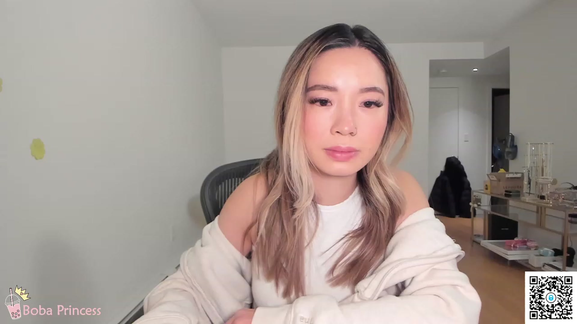 Gallery image thumbnail from bobaprincess's myfreecams stream on, 04/23/2023, 05:26 image 15 of 20
