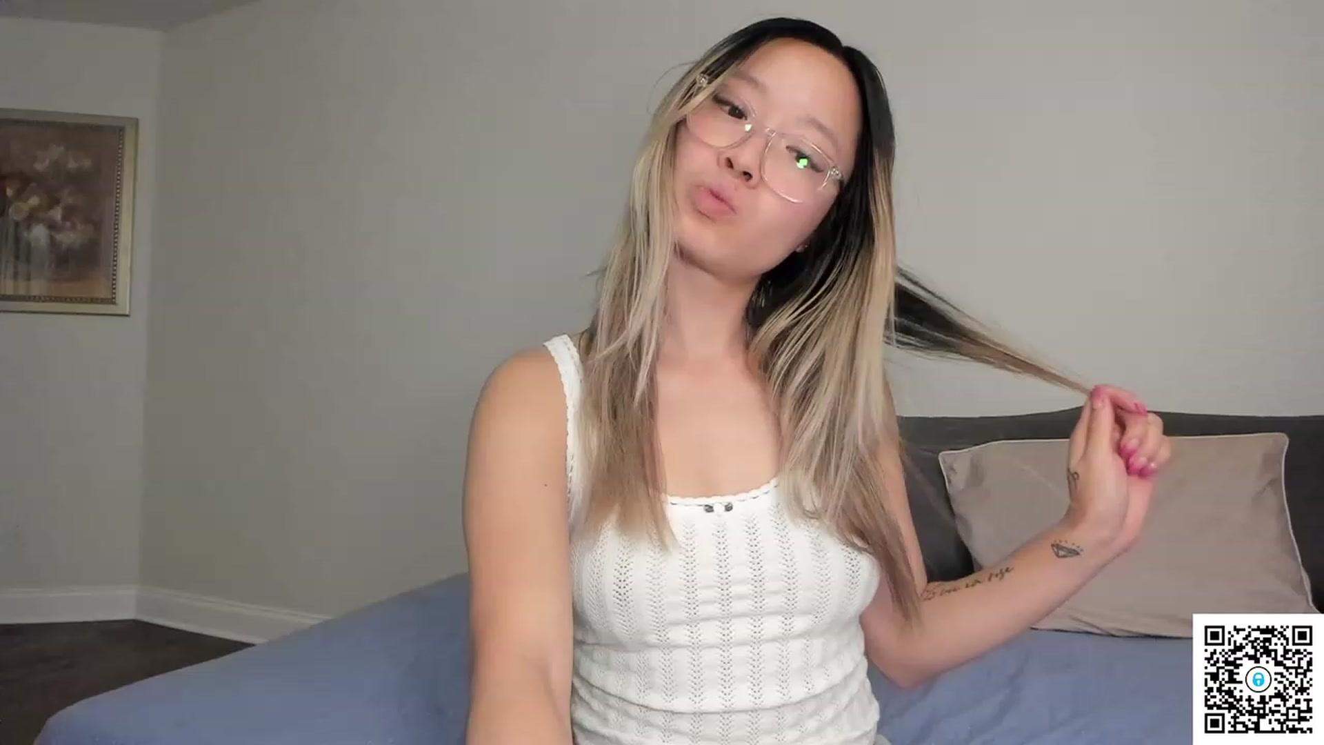 Gallery image thumbnail from bobaprincess's myfreecams stream on, 08/07/2023, 05:32 image 6 of 20