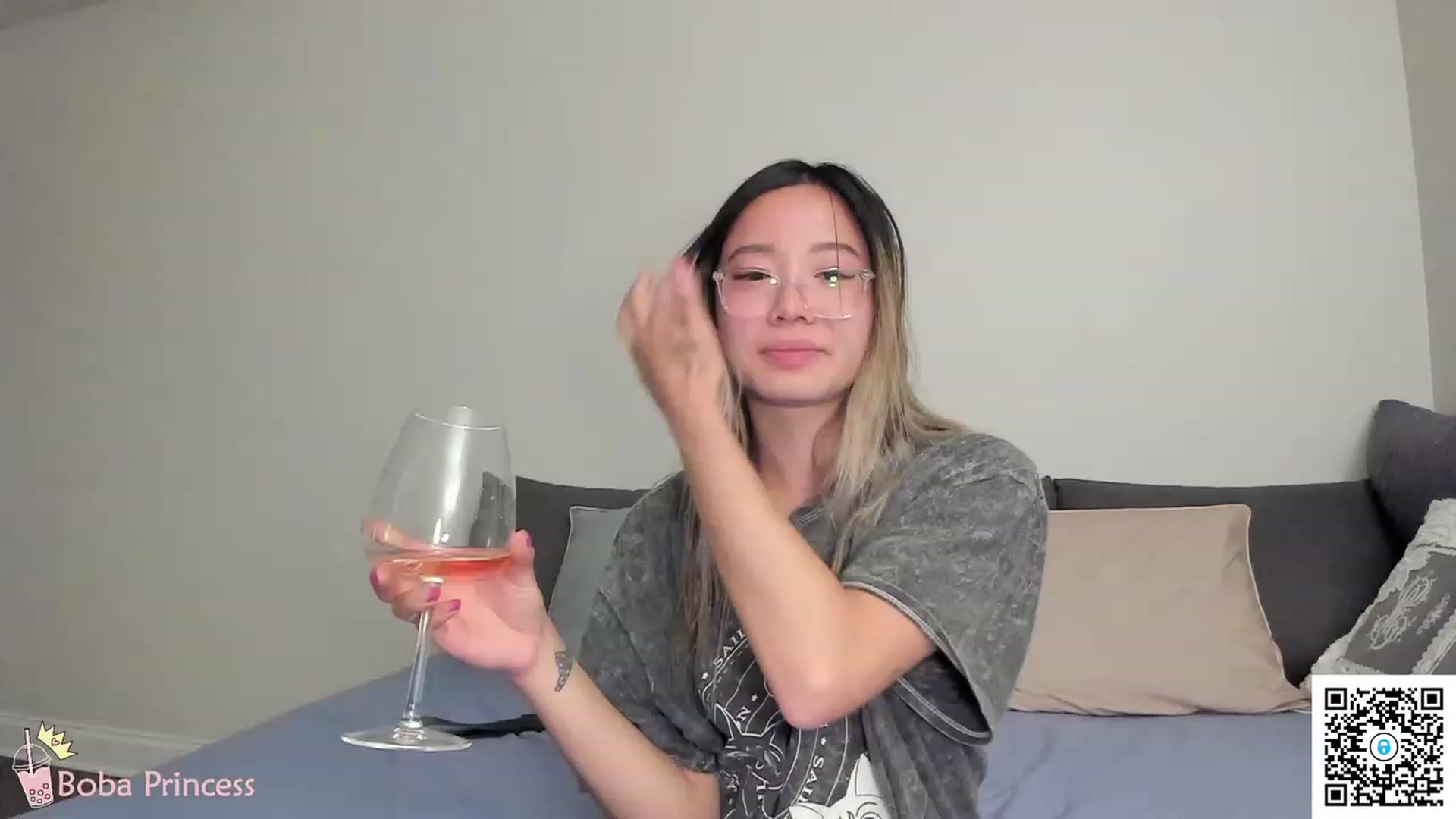 Gallery image thumbnail from bobaprincess's myfreecams stream on, 08/12/2023, 07:04 image 16 of 20