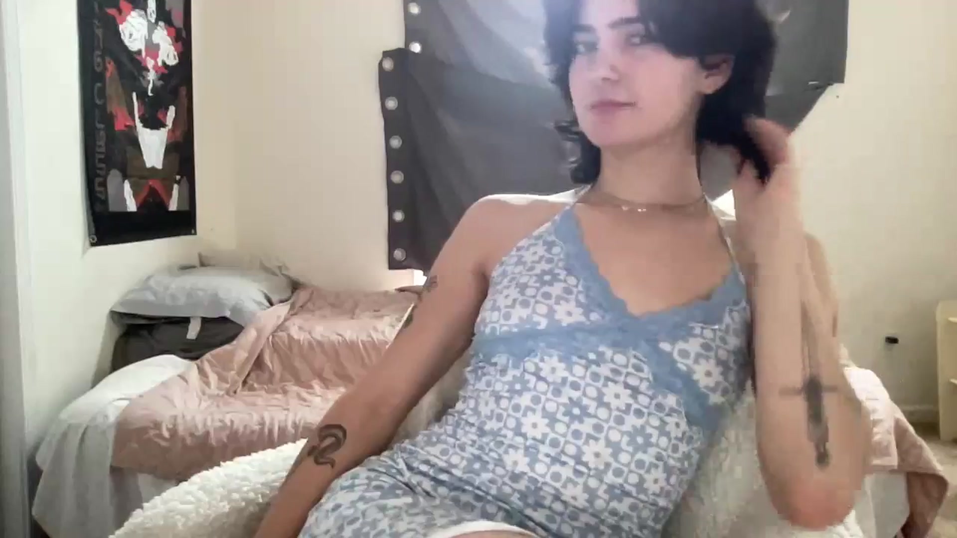 Gallery image thumbnail from bobatea1's myfreecams stream on, 11/10/2024, 15:09 image 8 of 20