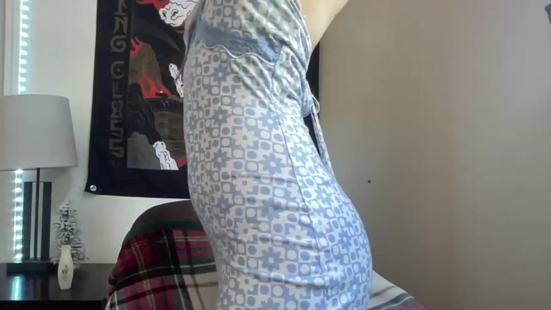 Gallery image thumbnail from bobatea1's myfreecams stream on, 11/12/2024, 17:49 image 4 of 20