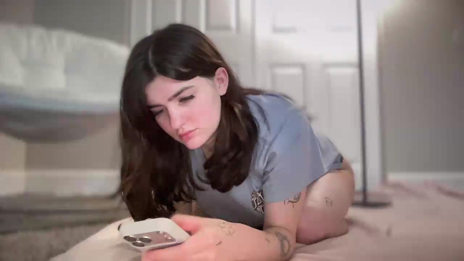 Gallery image thumbnail from bobatea1's myfreecams stream on, 05/22/2026, 15:33 image 16 of 20