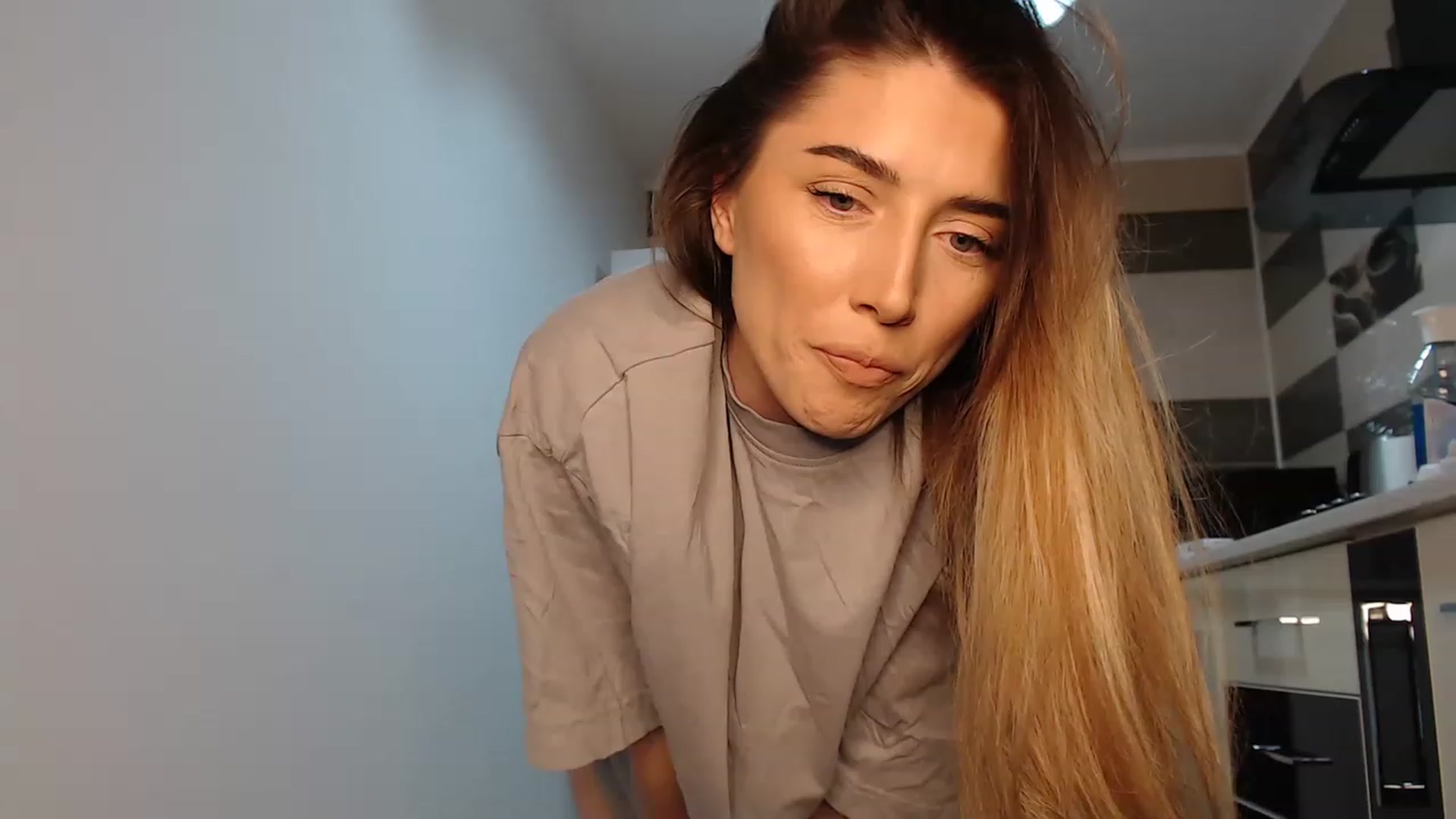 Gallery image thumbnail from bonnbon_'s myfreecams stream on, 02/26/2023, 20:49 image 2 of 20