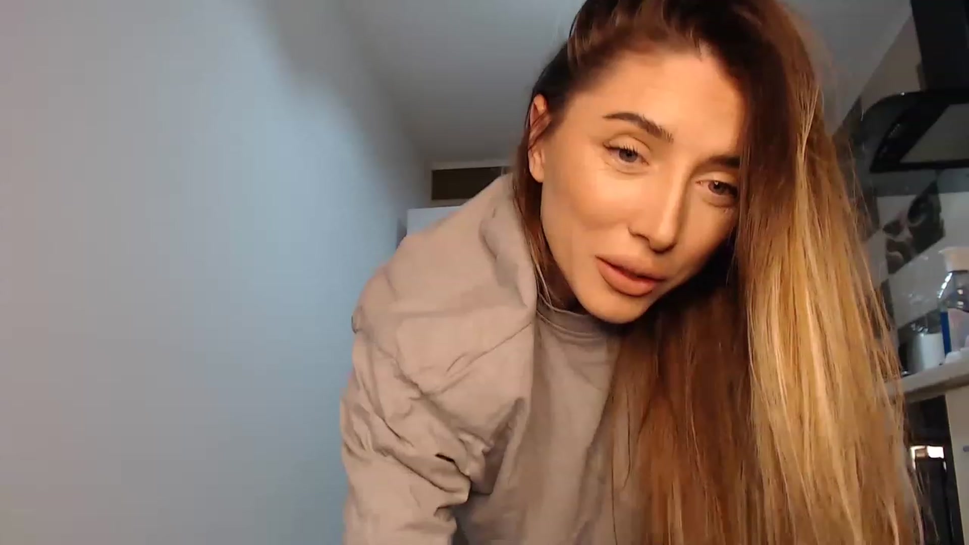 Gallery image thumbnail from bonnbon_'s myfreecams stream on, 02/26/2023, 20:49 image 5 of 20