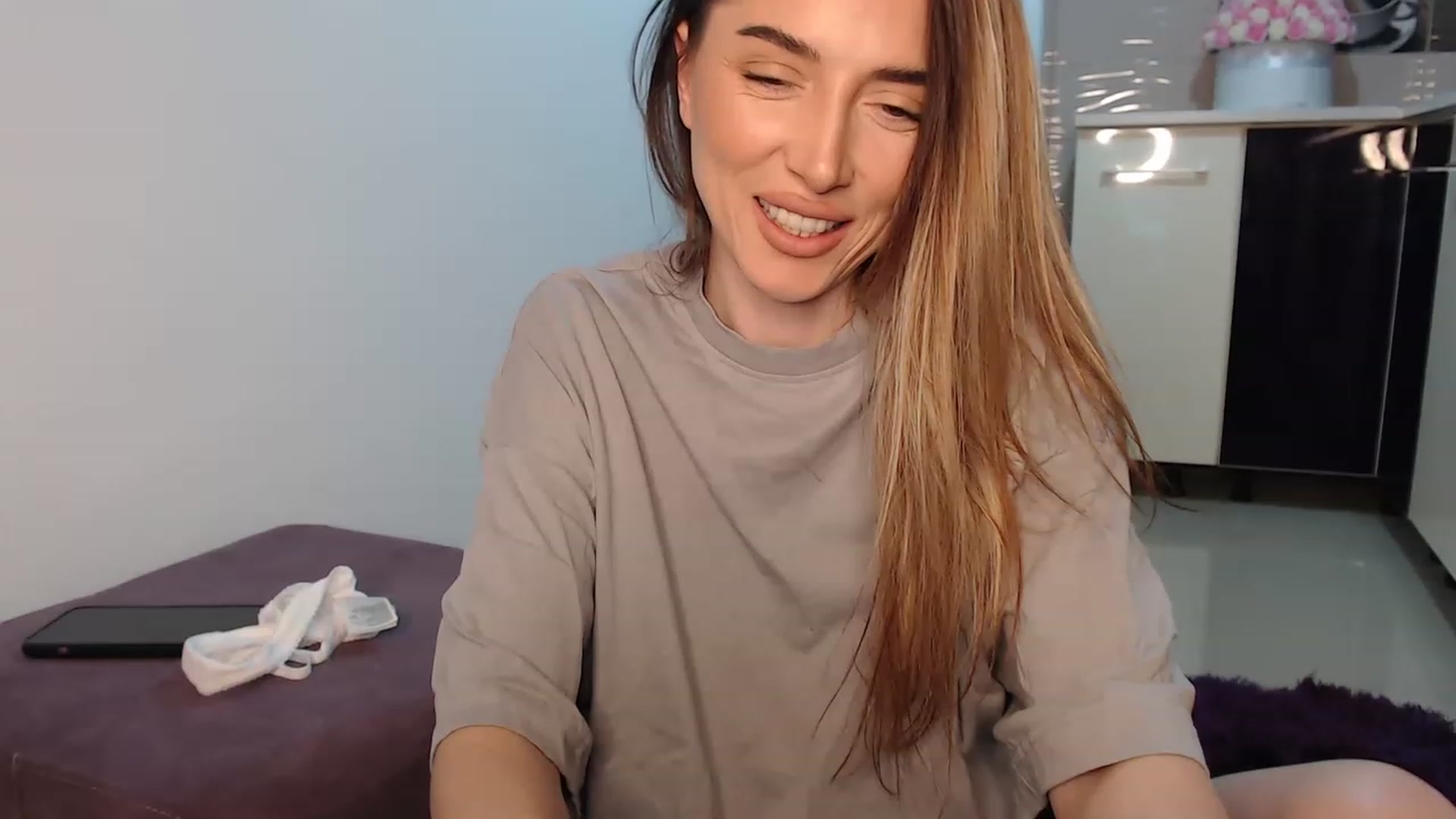 Gallery image thumbnail from bonnbon_'s myfreecams stream on, 02/26/2023, 20:49 image 9 of 20