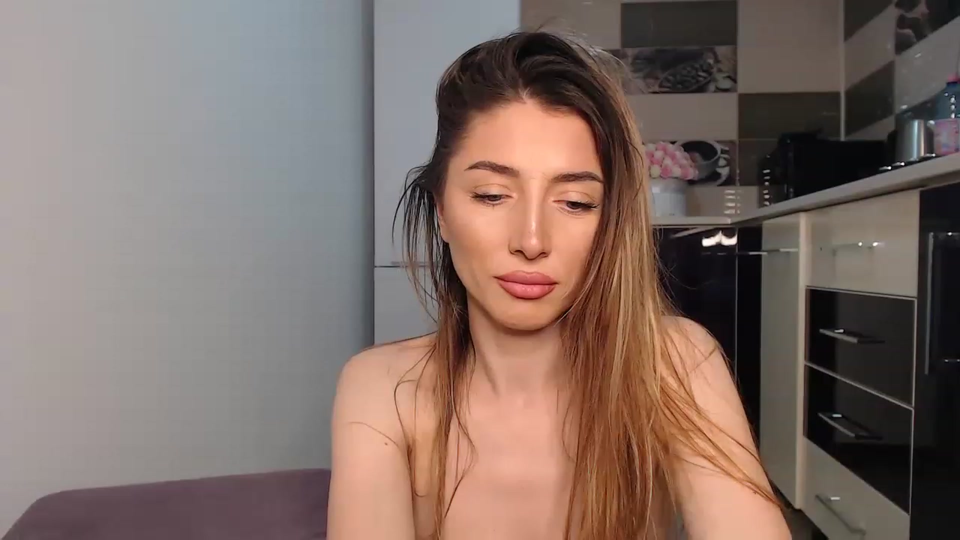 Gallery image thumbnail from bonnbon_'s myfreecams stream on, 03/01/2023, 21:36 image 19 of 20