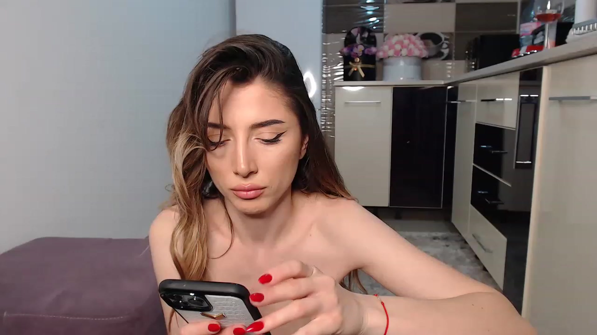 Gallery image thumbnail from bonnbon_'s myfreecams stream on, 03/05/2023, 21:39 image 13 of 20