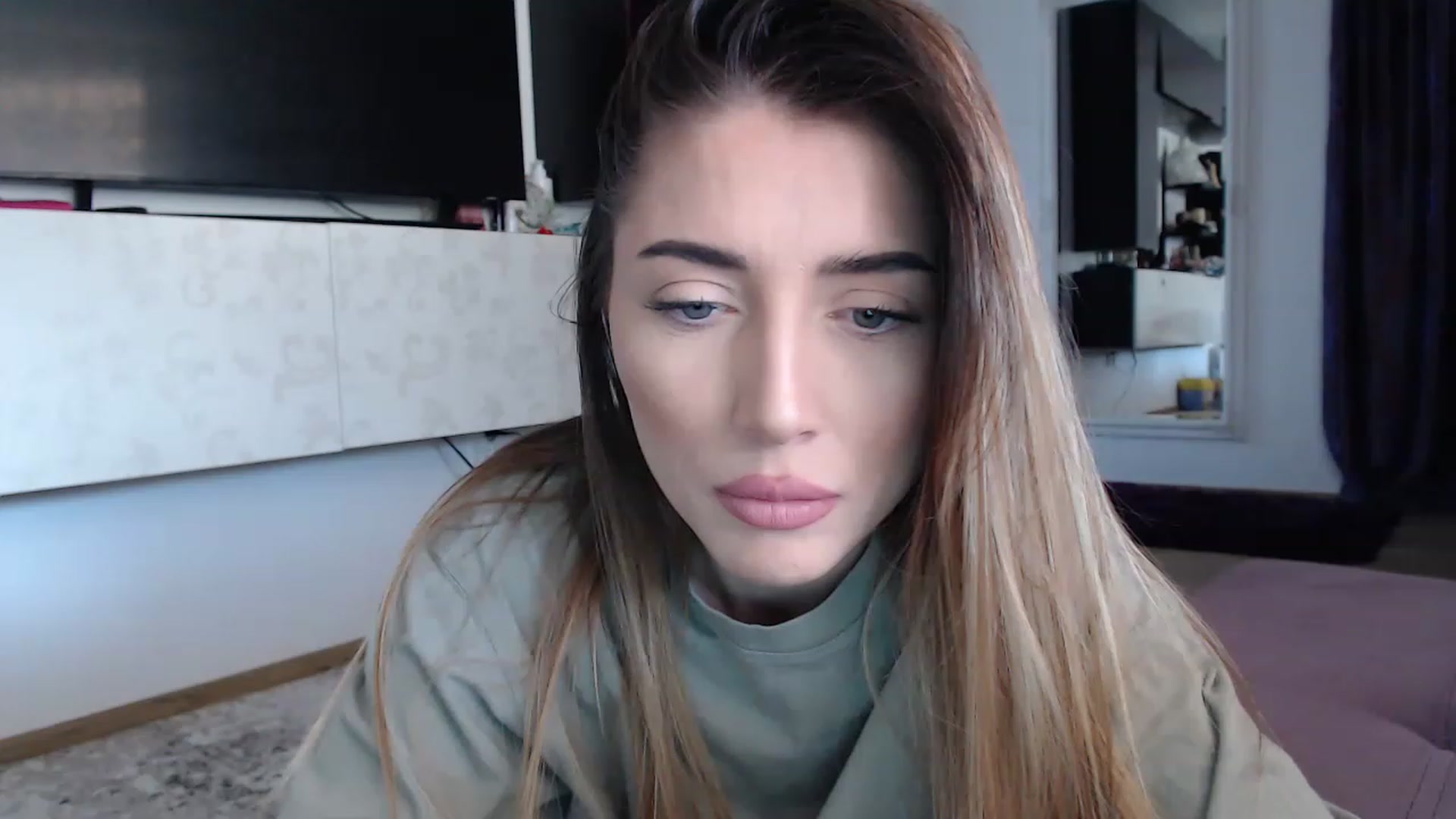 Gallery image thumbnail from bonnbon_'s myfreecams stream on, 03/14/2023, 11:50 image 16 of 20