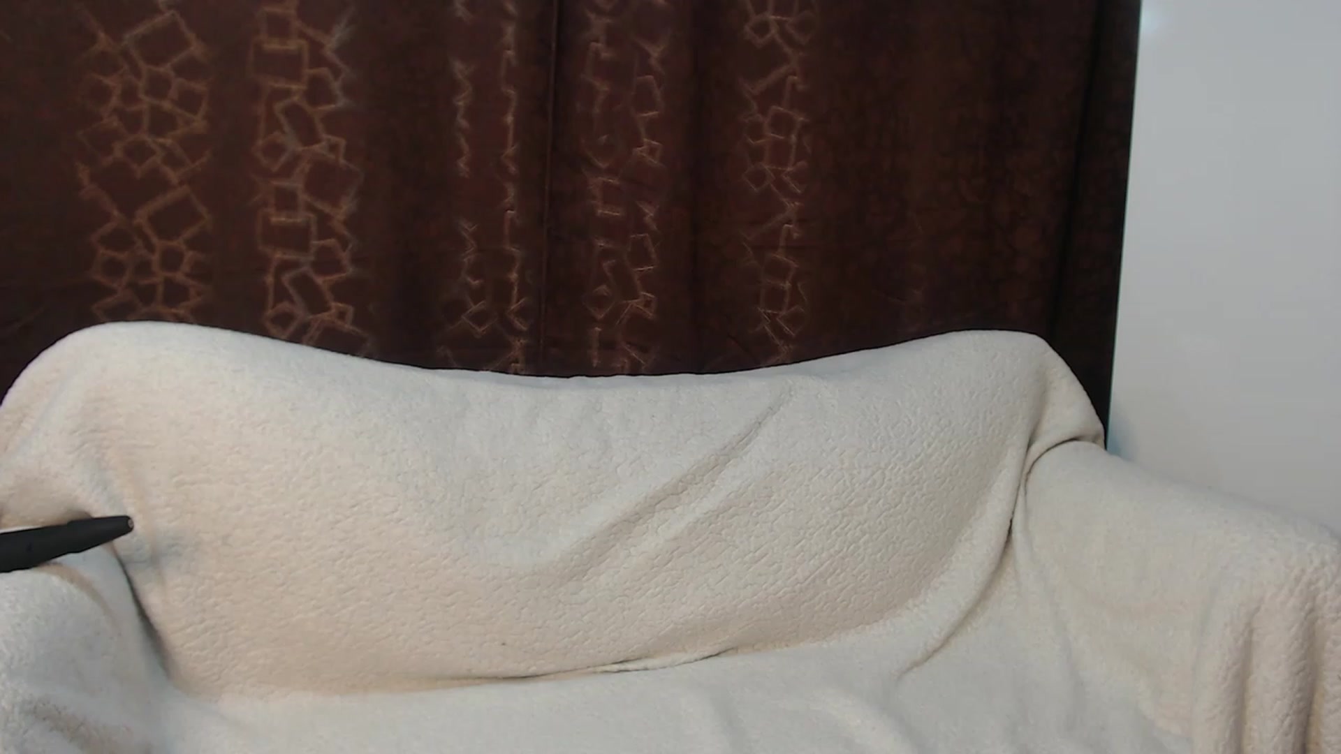 Gallery image thumbnail from bonnbon_'s myfreecams stream on, 03/30/2023, 20:50 image 6 of 20