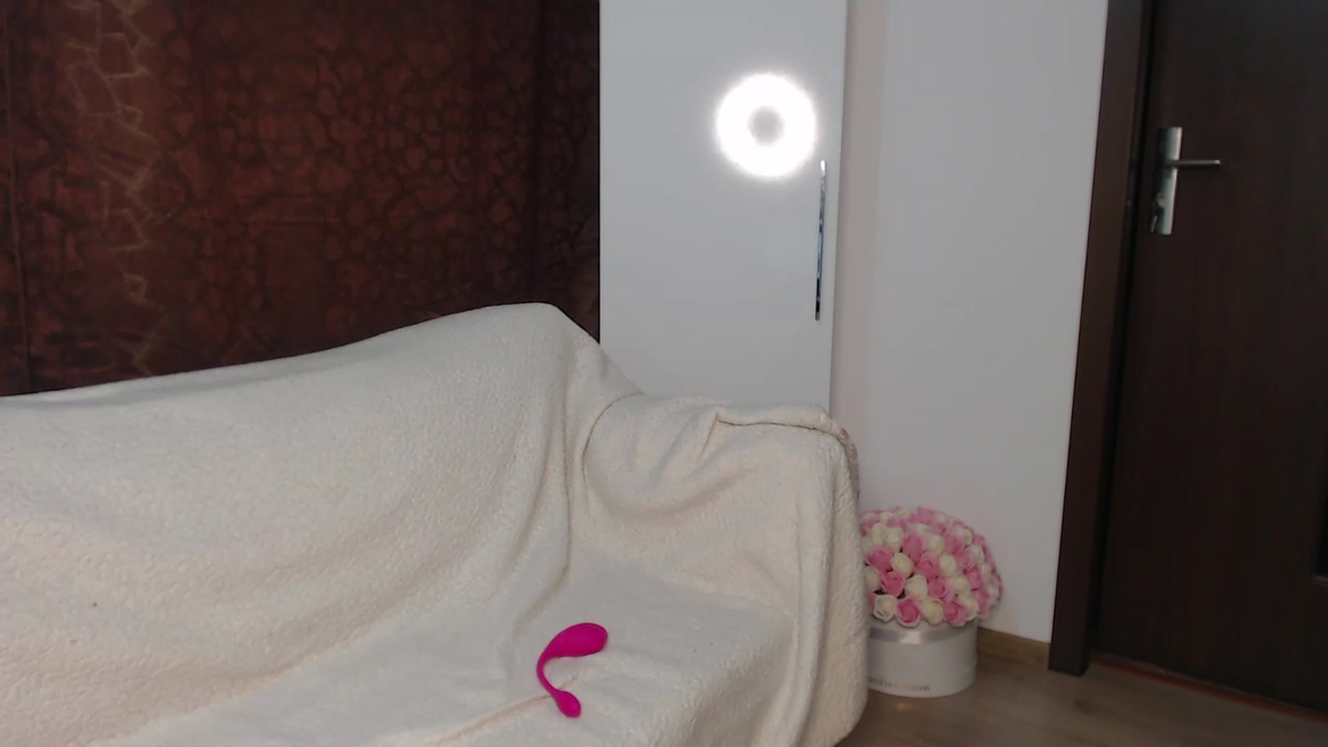 Gallery image thumbnail from bonnbon_'s myfreecams stream on, 04/02/2023, 20:09 image 11 of 20