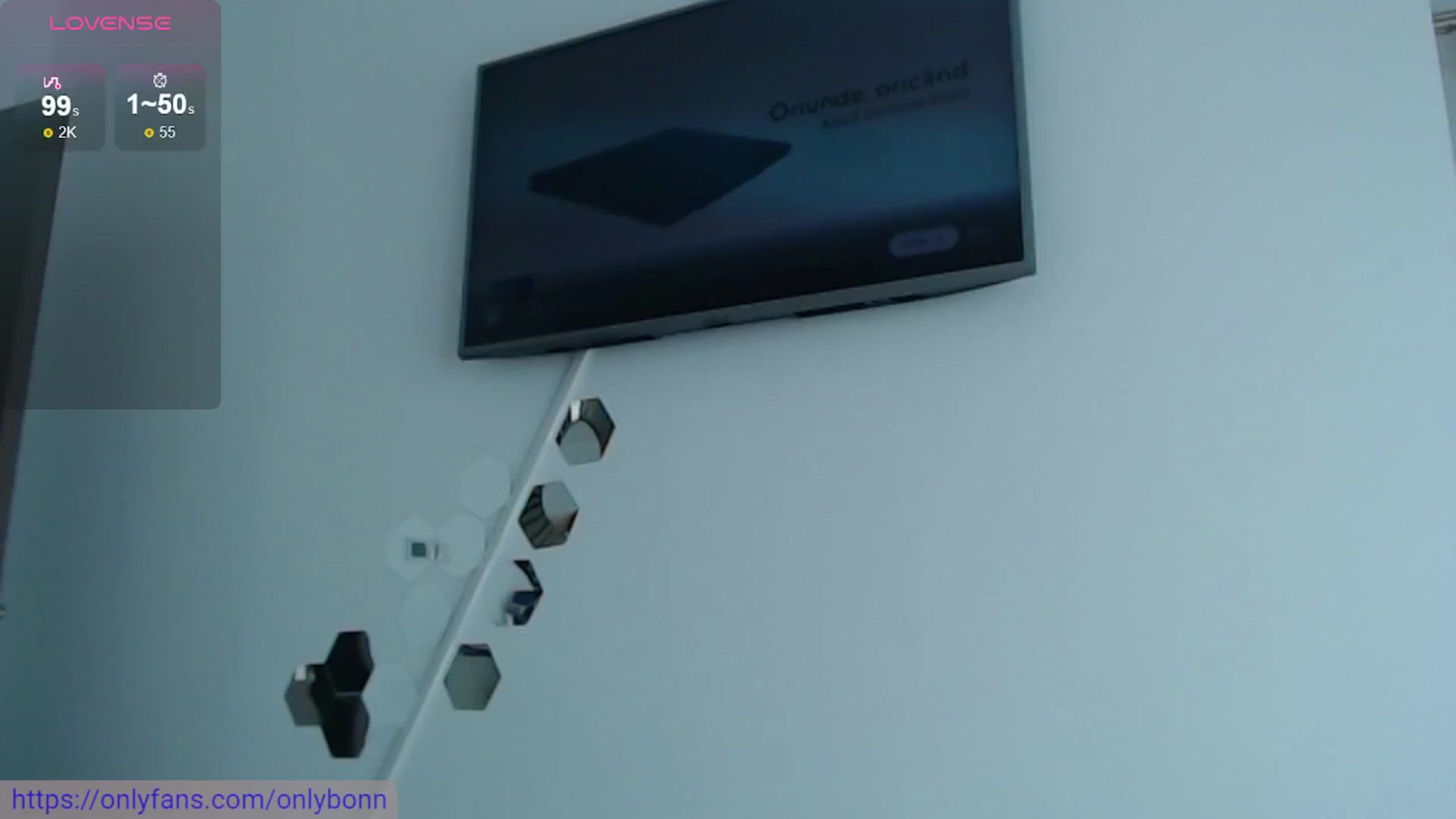 Gallery image thumbnail from bonnbon_'s myfreecams stream on, 03/20/2025, 07:18 image 16 of 20