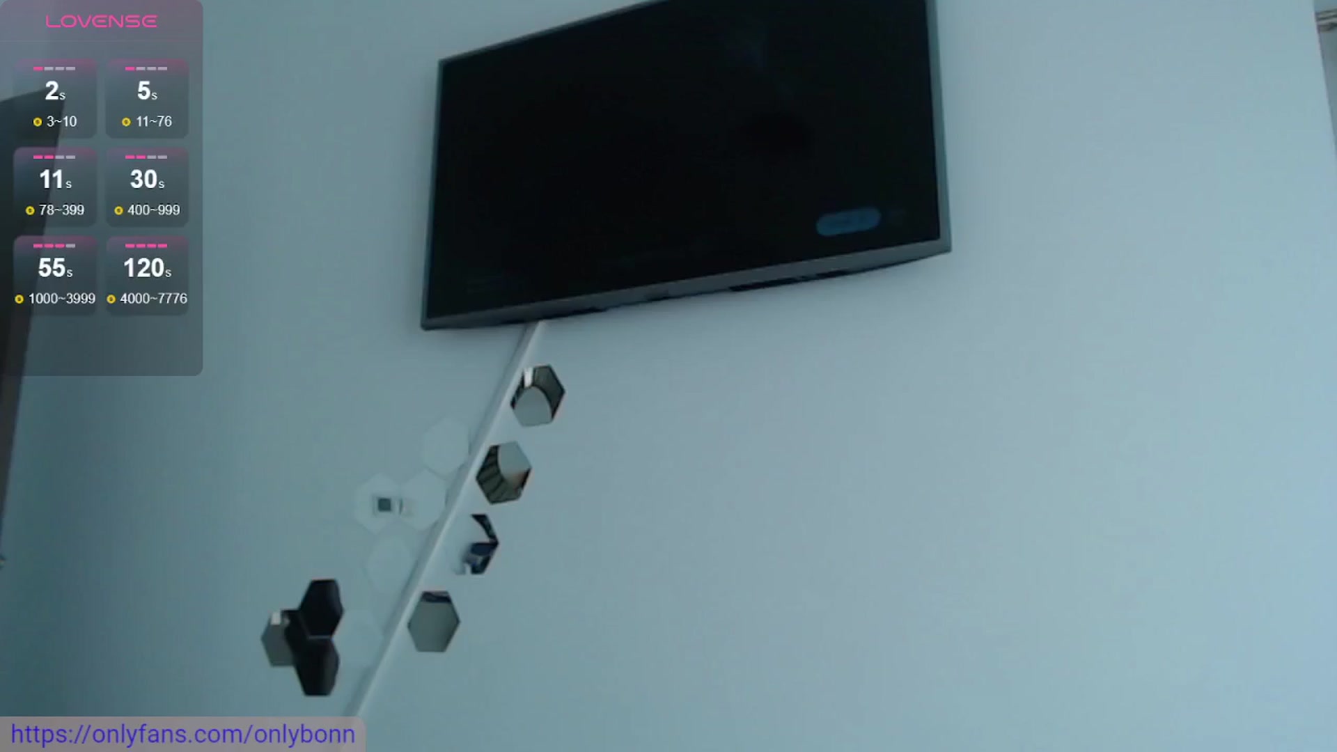 Gallery image thumbnail from bonnbon_'s myfreecams stream on, 03/20/2025, 07:18 image 17 of 20