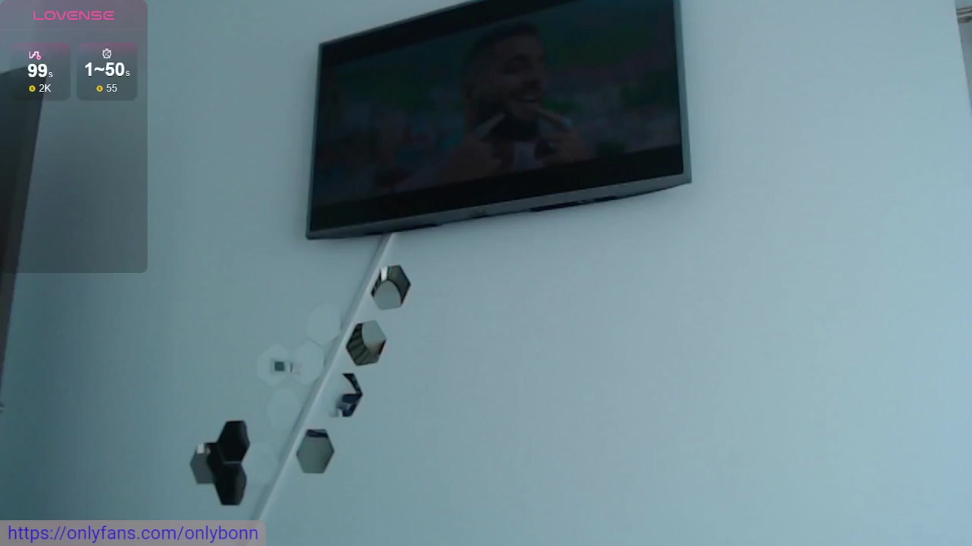 Gallery image thumbnail from bonnbon_'s myfreecams stream on, 03/20/2025, 07:18 image 12 of 20