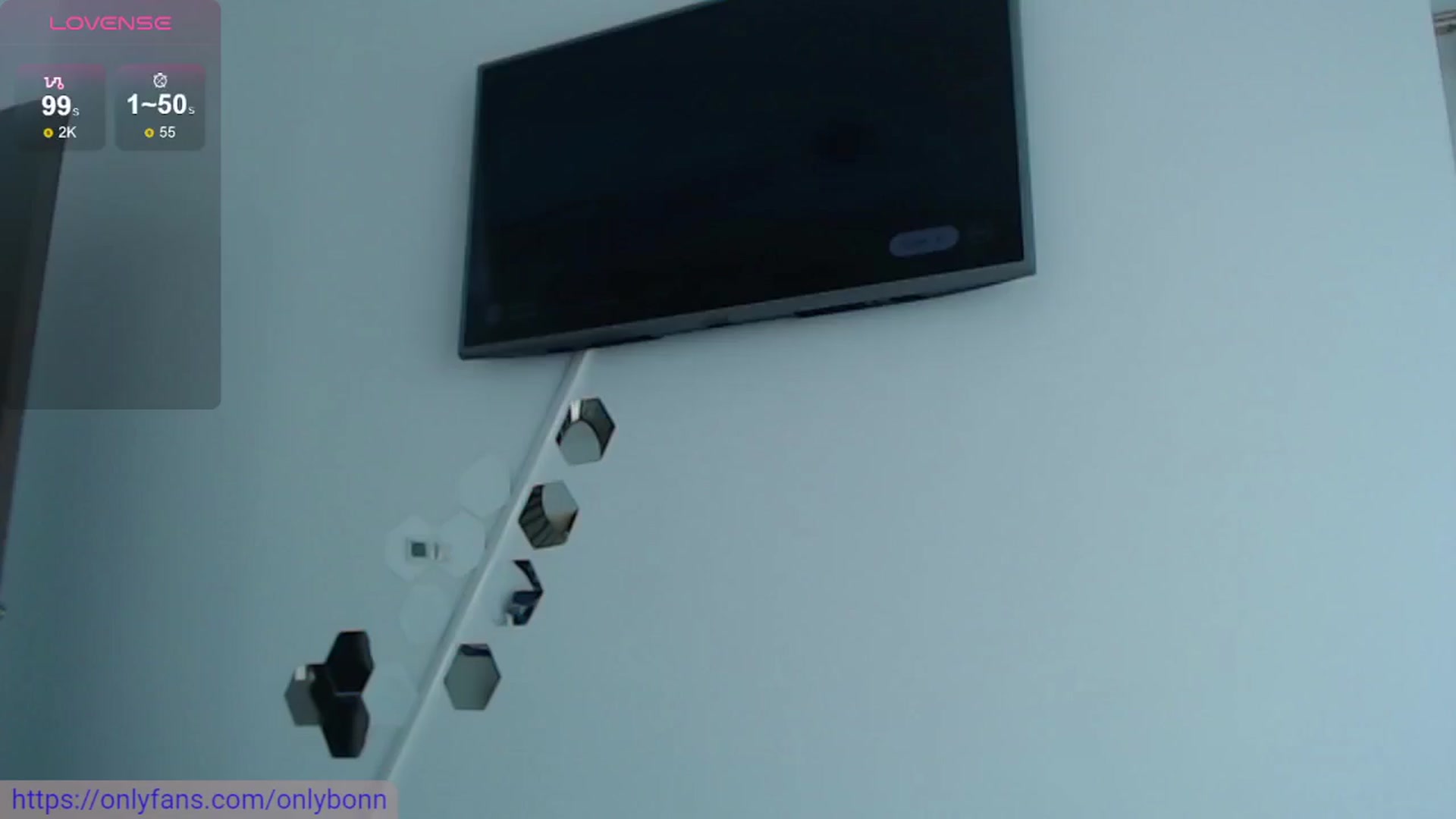 Gallery image thumbnail from bonnbon_'s myfreecams stream on, 03/20/2025, 07:18 image 15 of 20