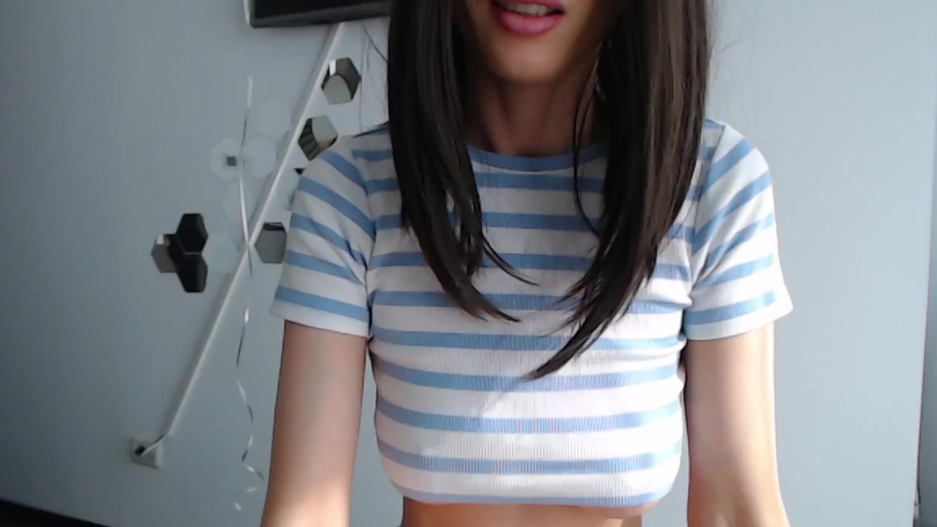 Gallery image thumbnail from bonnbon_'s myfreecams stream on, 03/20/2025, 08:08 image 20 of 20