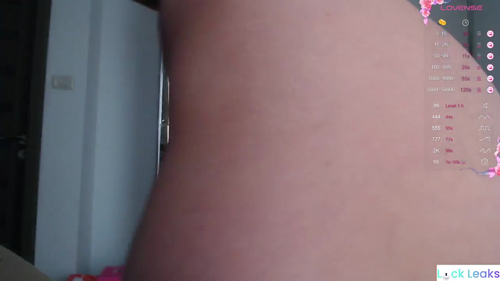 Gallery image thumbnail from bonnbon_'s myfreecams stream on, 01/13/2026, 08:58 image 16 of 20