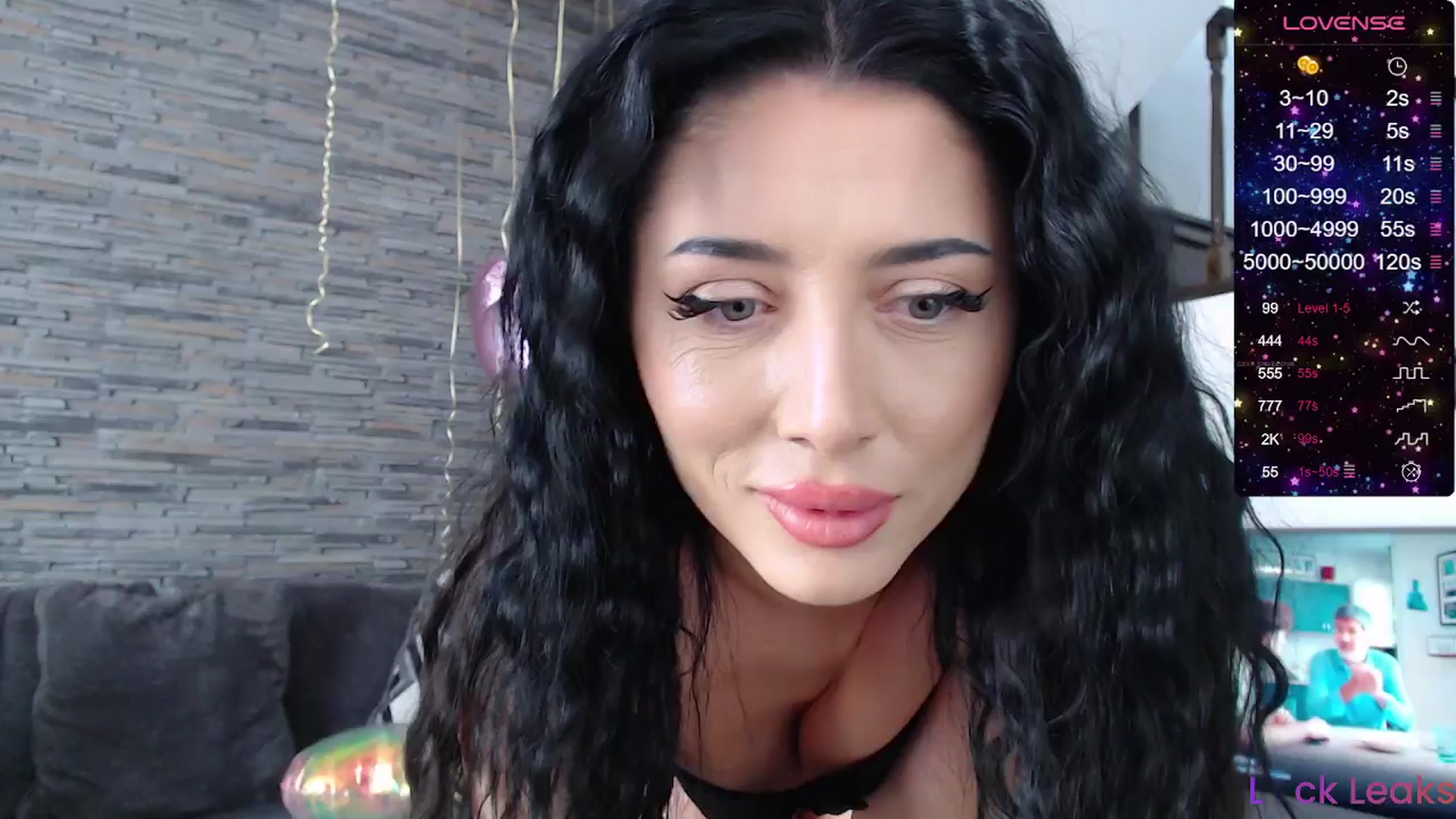 Gallery image thumbnail from bonnbon_'s myfreecams stream on, 02/12/2026, 08:55 image 17 of 20