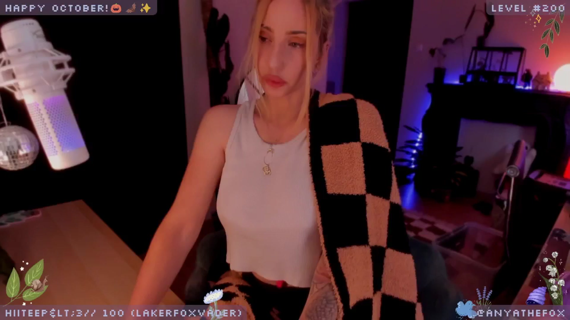 Gallery image thumbnail from boobtanist's myfreecams stream on, 10/04/2024, 07:43 image 9 of 20