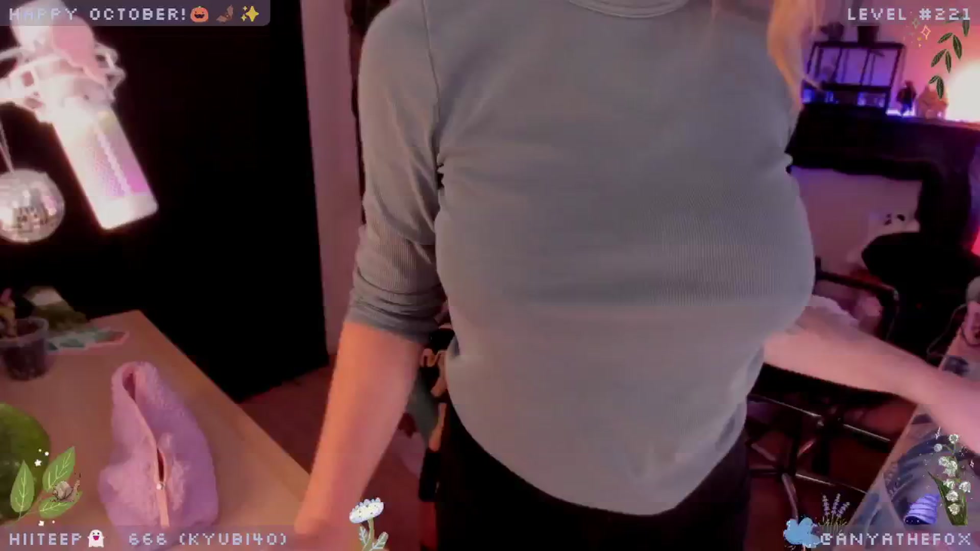 Gallery image thumbnail from boobtanist's myfreecams stream on, 10/07/2024, 07:25 image 14 of 20
