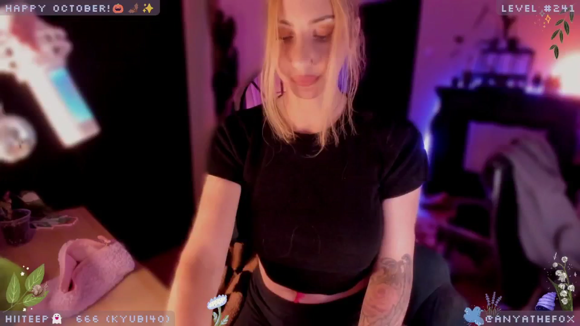 Gallery image thumbnail from boobtanist's myfreecams stream on, 10/08/2024, 06:51 image 9 of 20