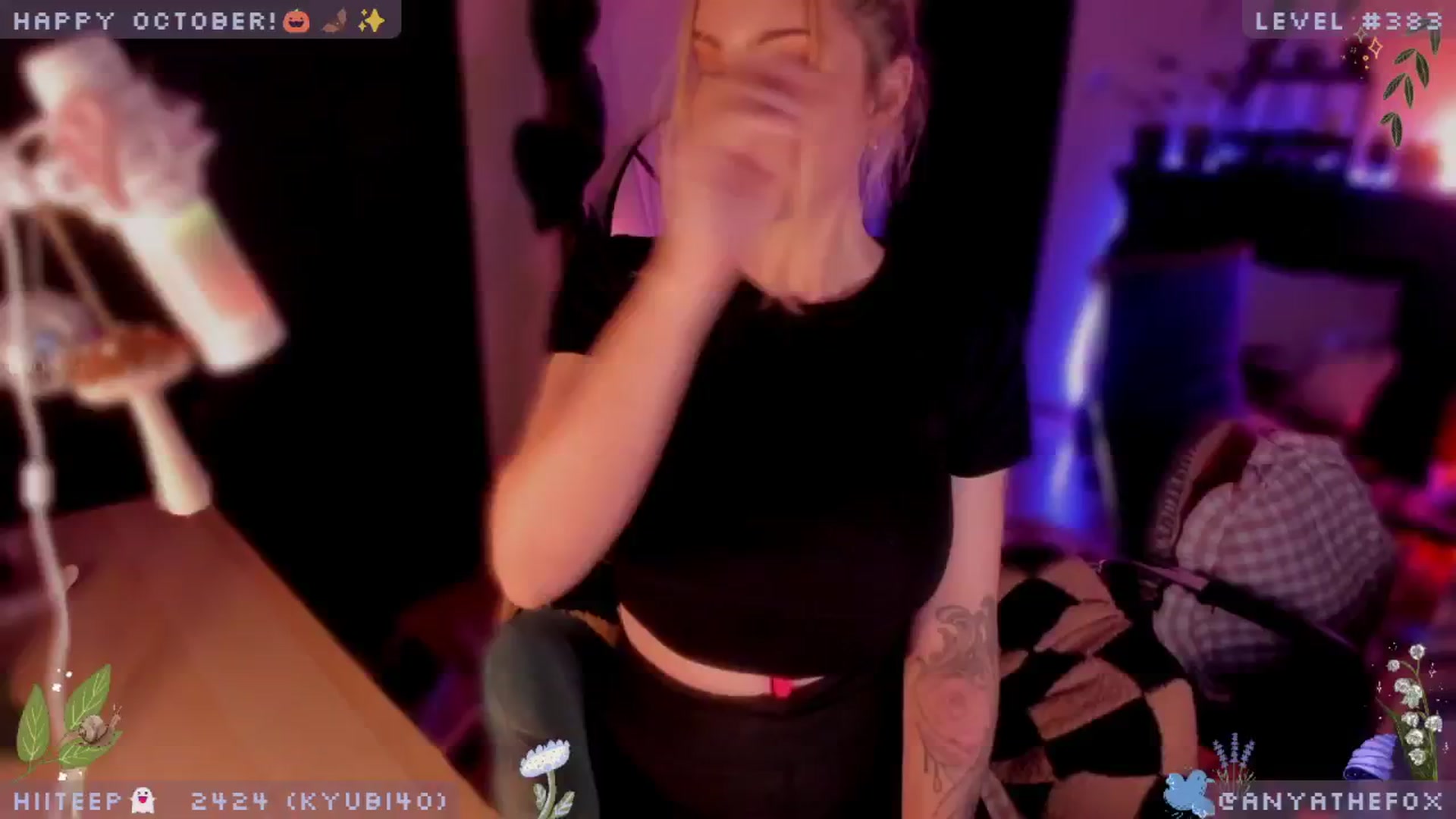 Gallery image thumbnail from boobtanist's myfreecams stream on, 10/28/2024, 07:11 image 10 of 20