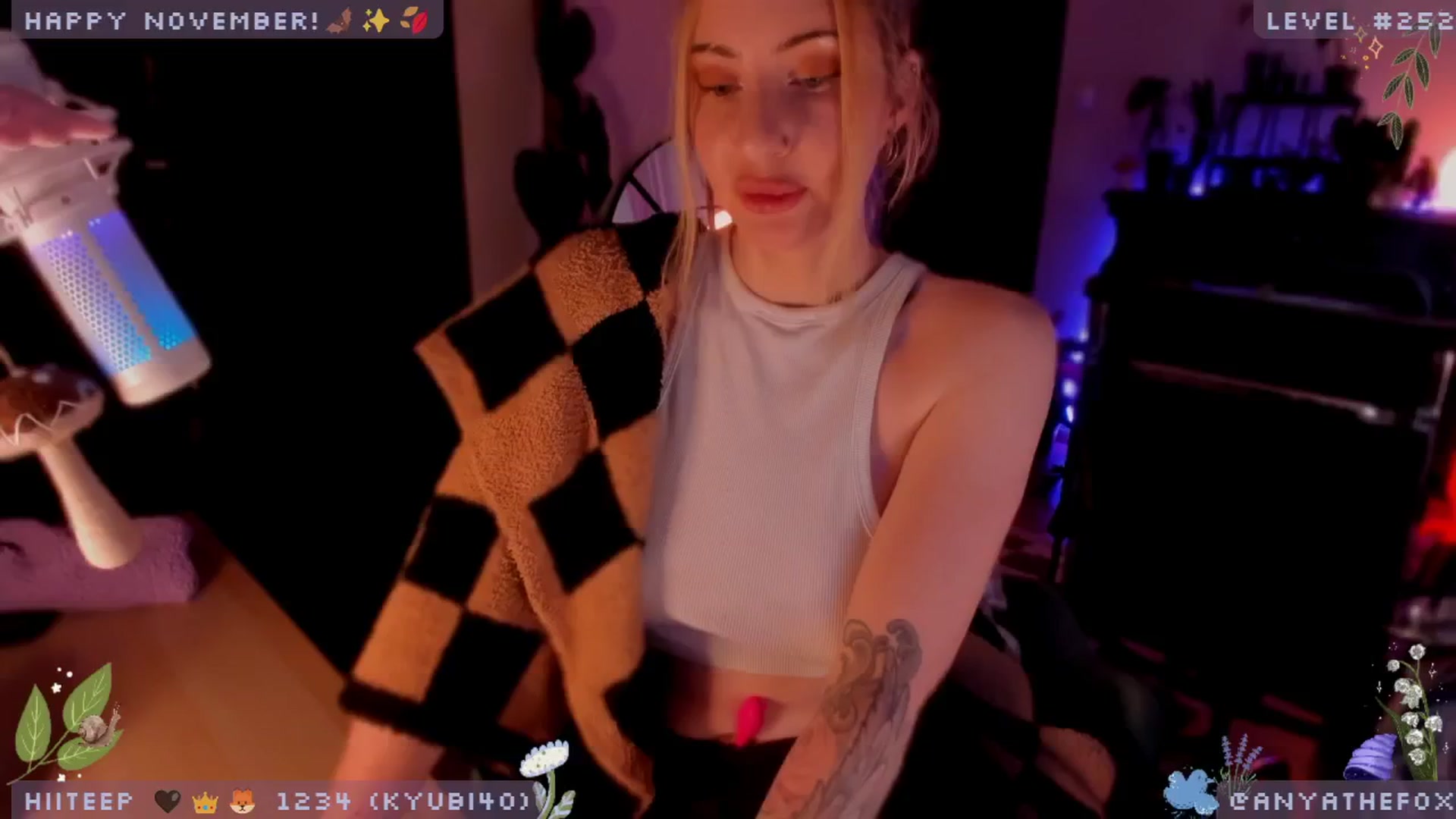 Gallery image thumbnail from boobtanist's myfreecams stream on, 11/11/2024, 09:40 image 6 of 20