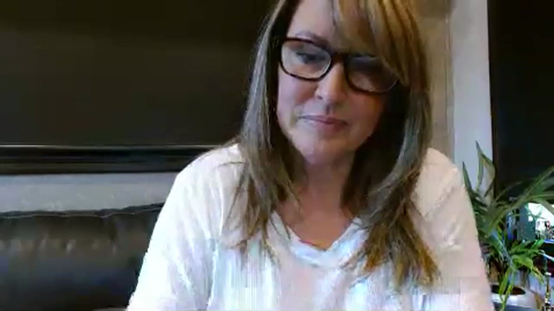 Gallery image thumbnail from boringmom's myfreecams stream on, 12/06/2022, 21:58 image 9 of 20