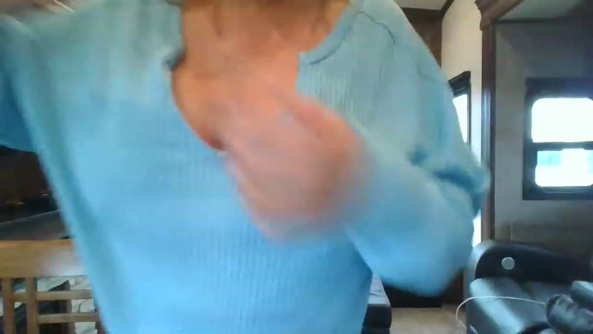 Gallery image thumbnail from boringmom's myfreecams stream on, 01/09/2023, 21:56 image 2 of 20