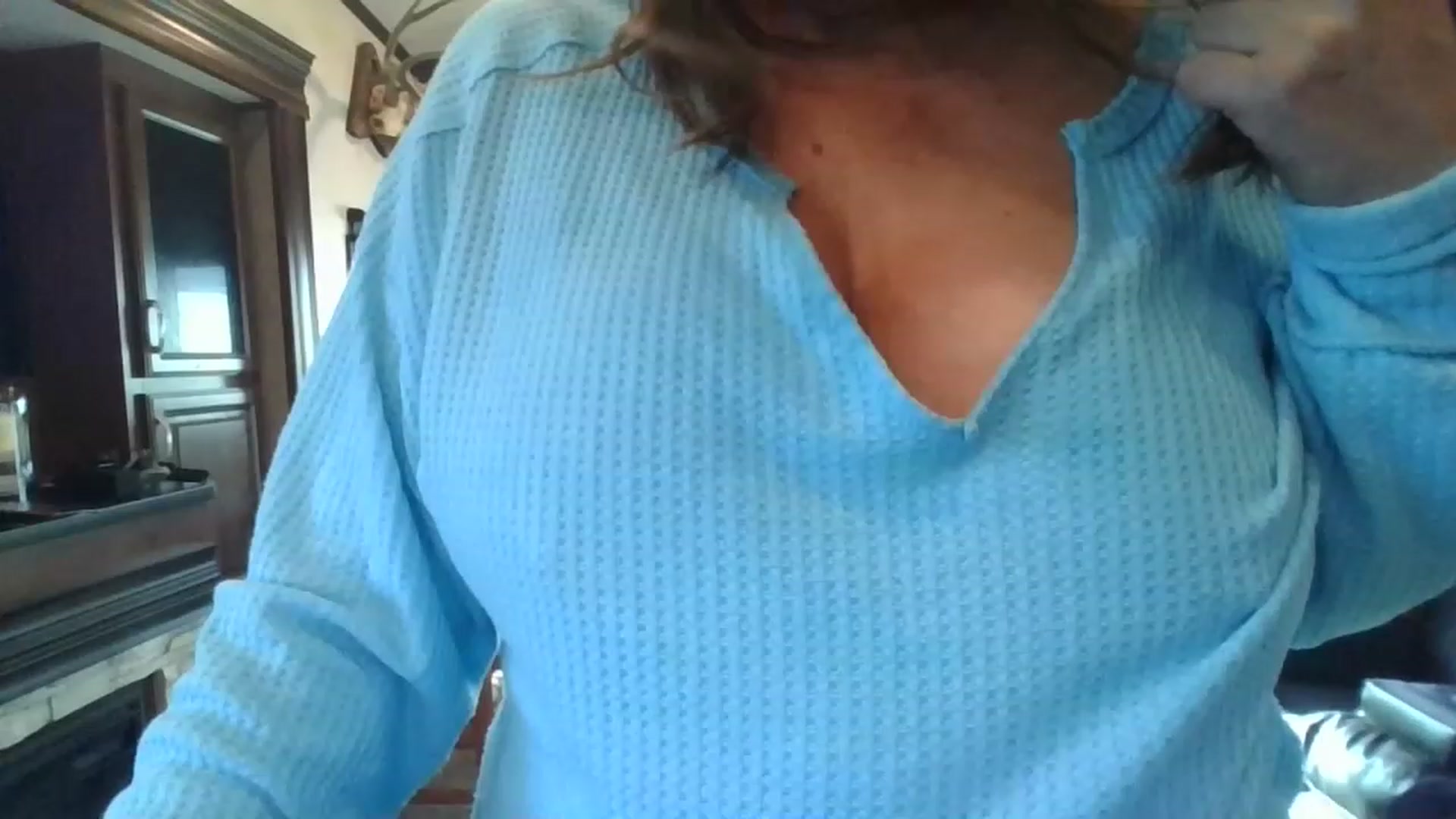 Gallery image thumbnail from boringmom's myfreecams stream on, 01/09/2023, 21:56 image 18 of 20